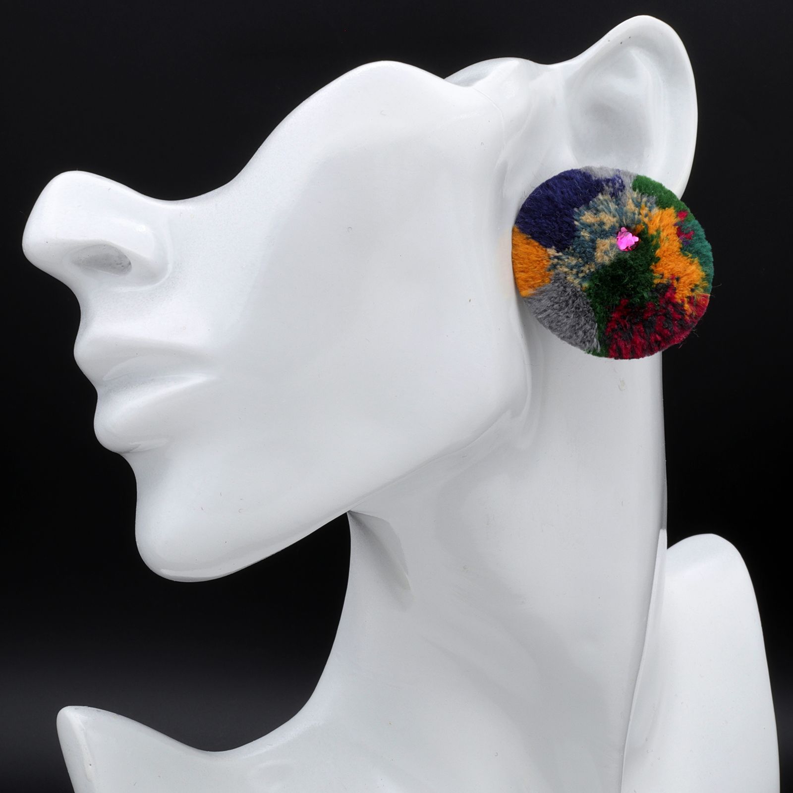 「TRIBO」ピアス
