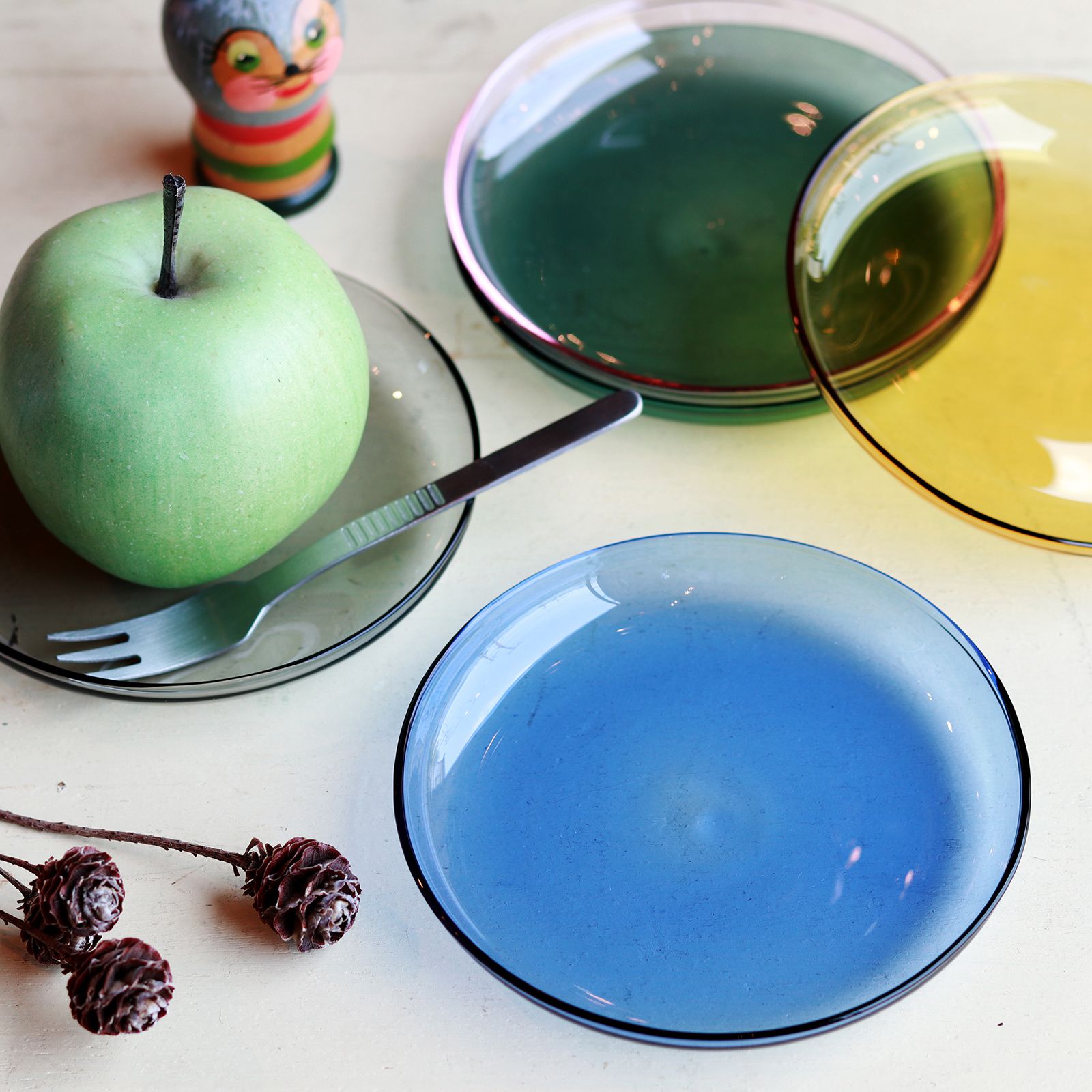 「HEAT-PROOF DISH」