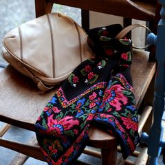 「オリエンタルフラワー」ヴィンテージスカーフ saldarini イタリア