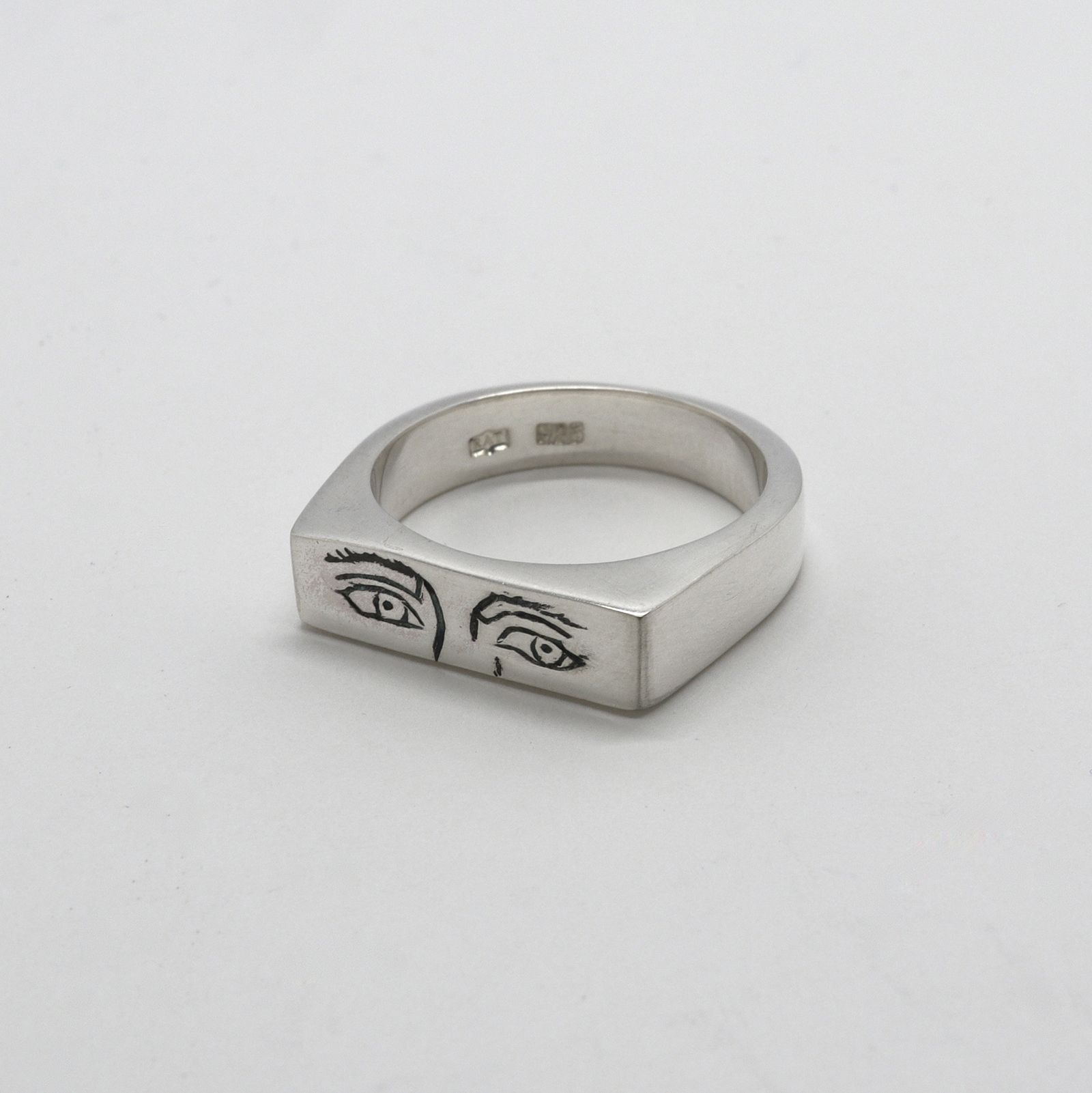 「Thin Crying Eyes Ring」リング