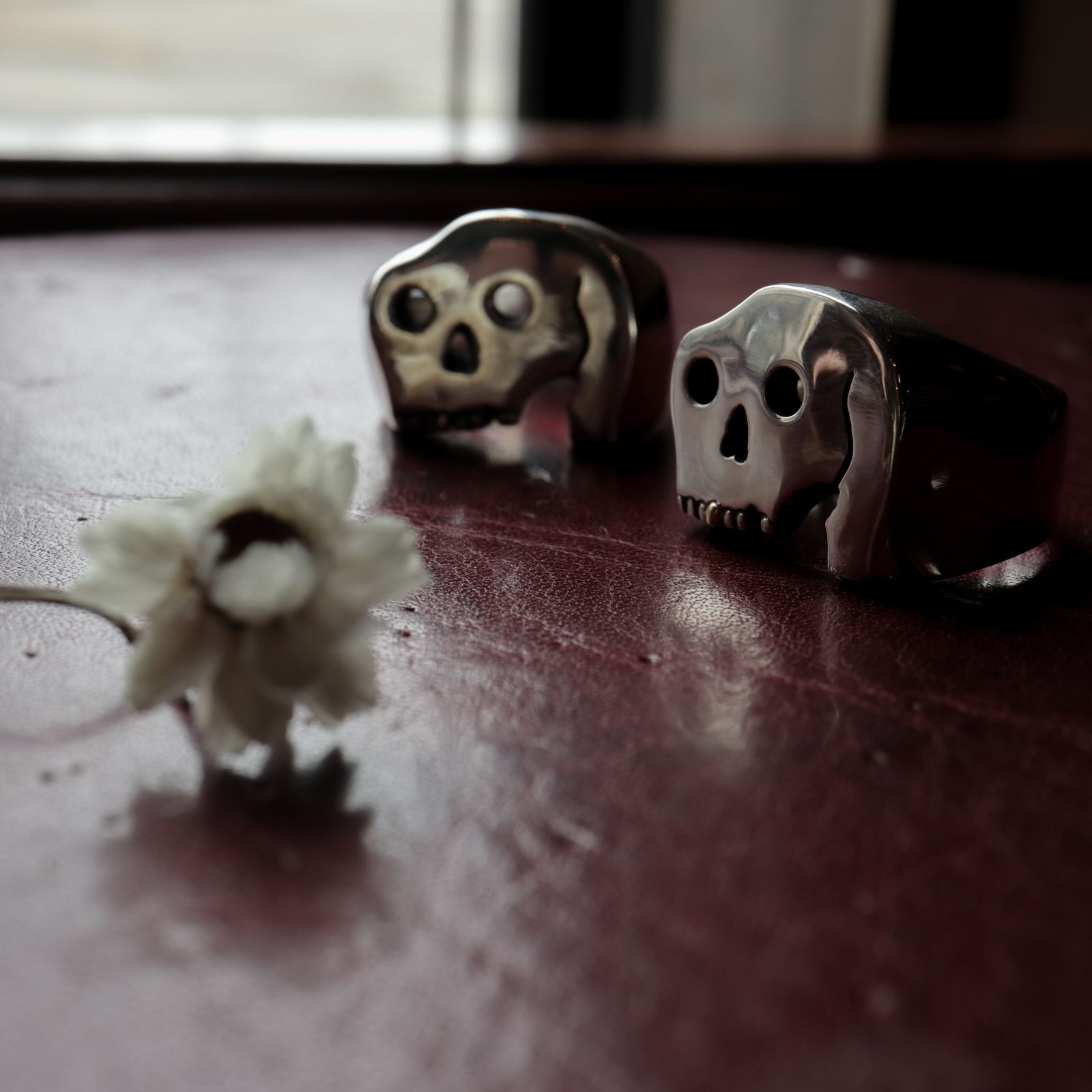 ratbetty シルバー 彫刻リング Rat Betty - Handmade, Unique Sterling Silver and Gold Jewellery