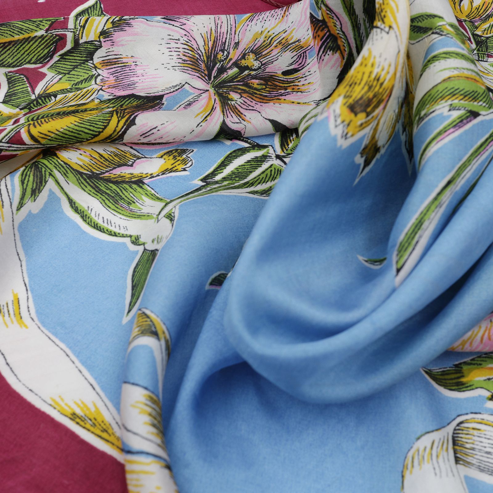 「グレースフルボタニカル」ヴィンテージスカーフ ヨーロッパ