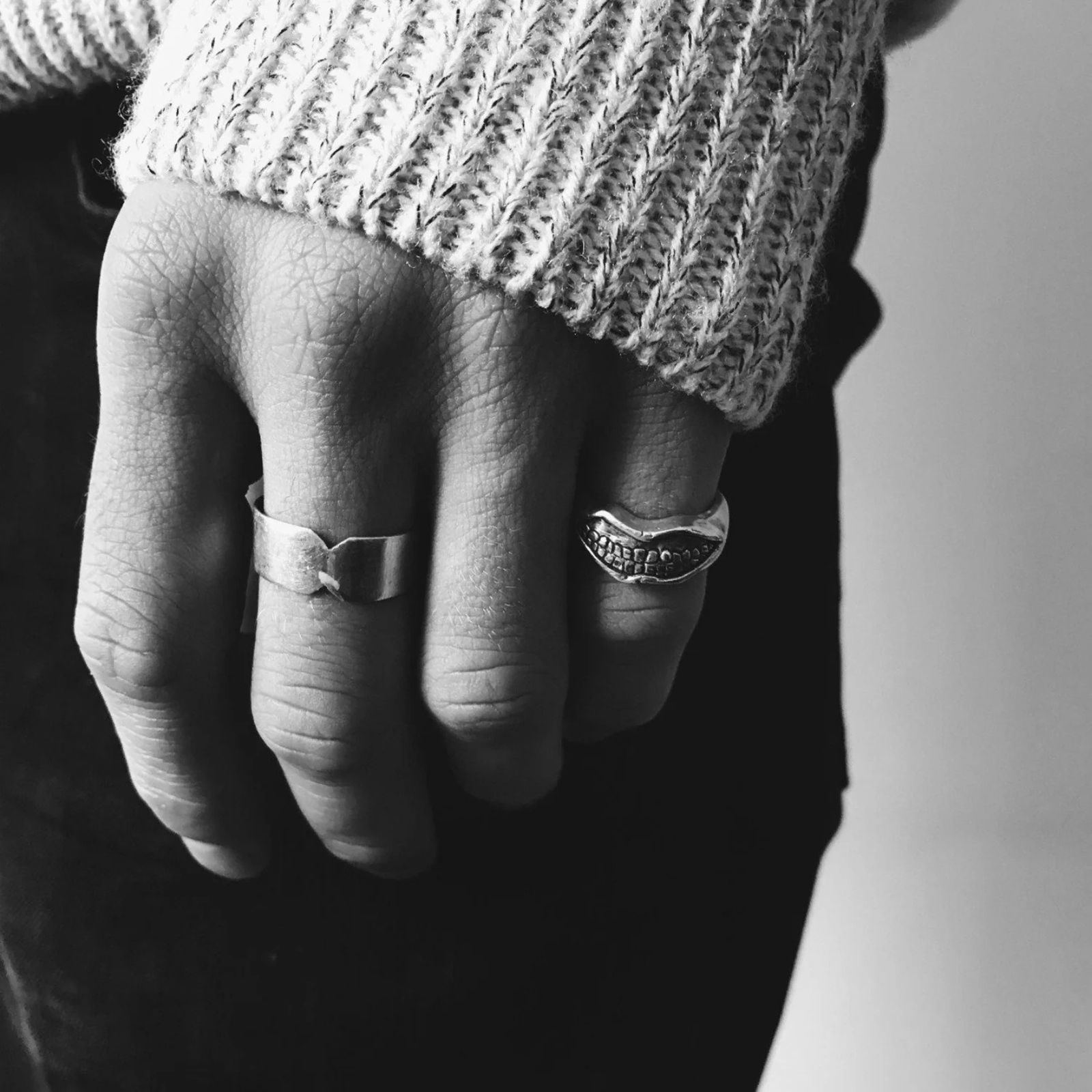 「The Golden Geezer Ring」リング