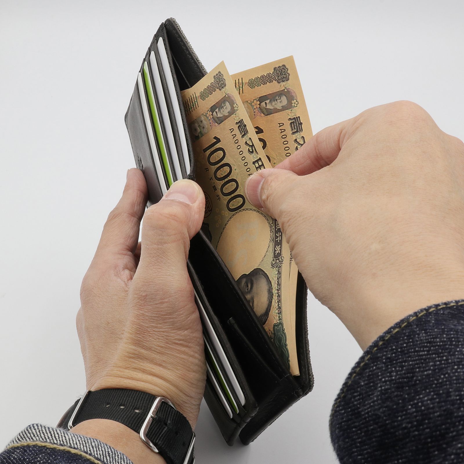 「ZOU」短財布 ブラック