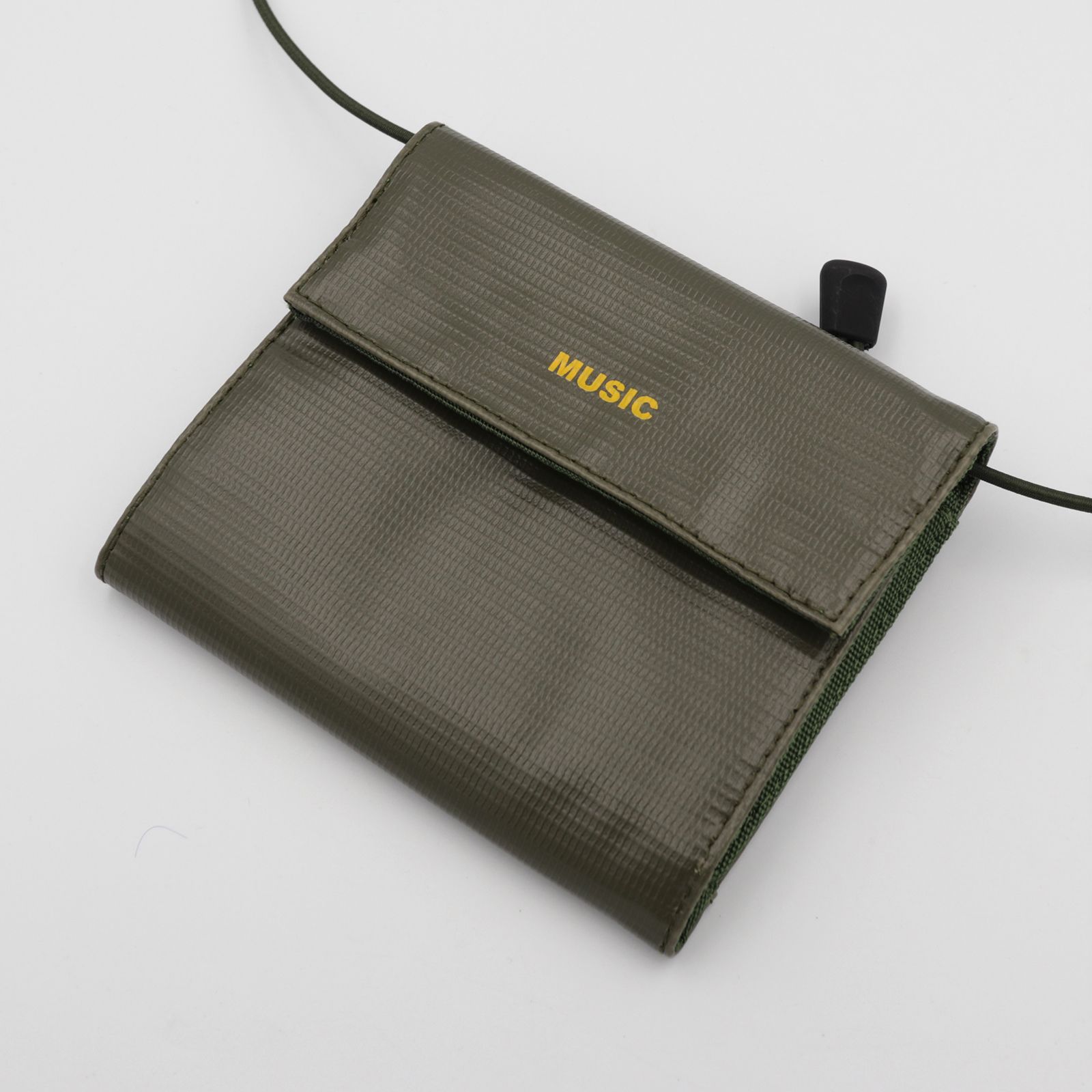 「MUSI Wallet」ショルダーウォレットL オリーブ