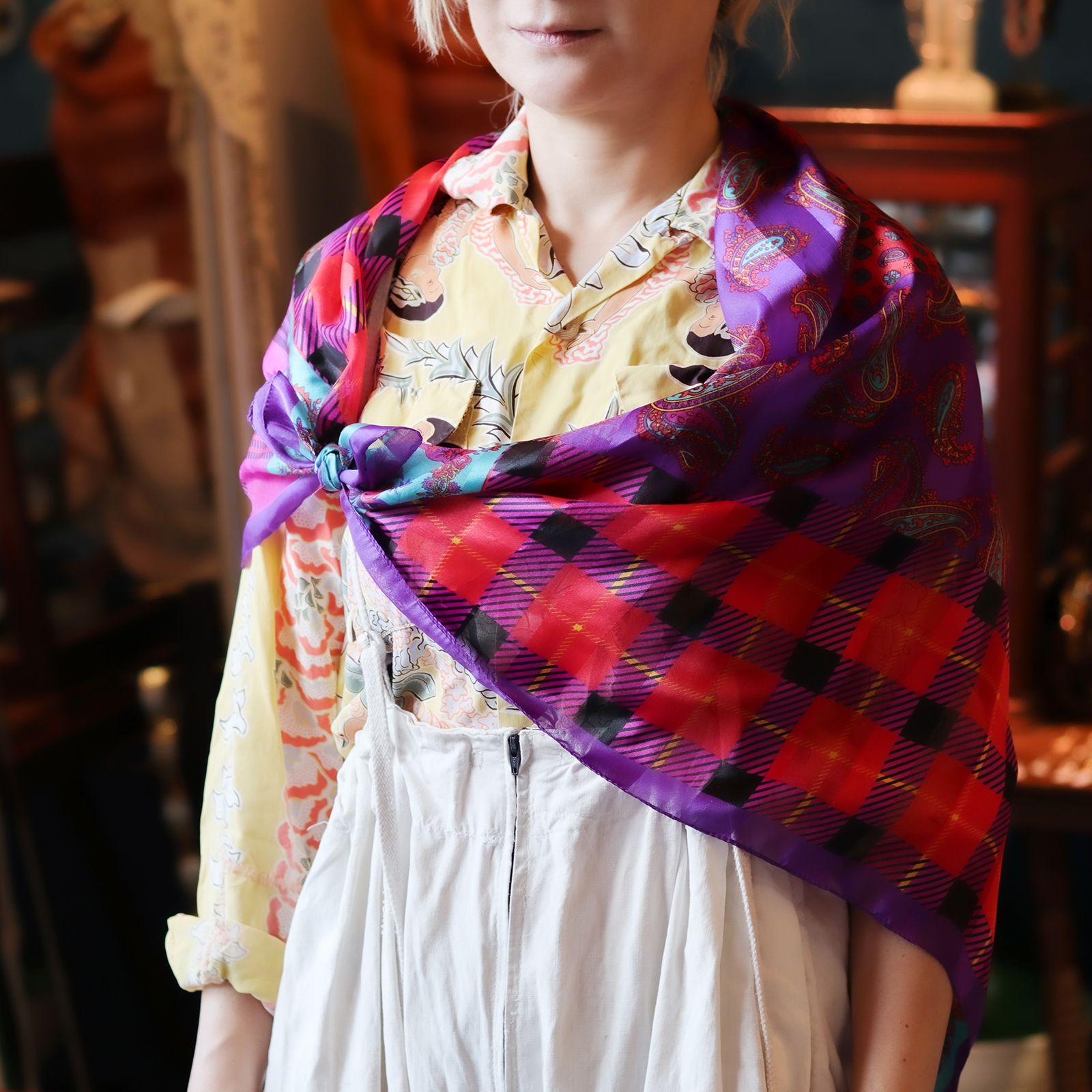 「ポイズンペイズリー」ヴィンテージスカーフ ヨーロッパ