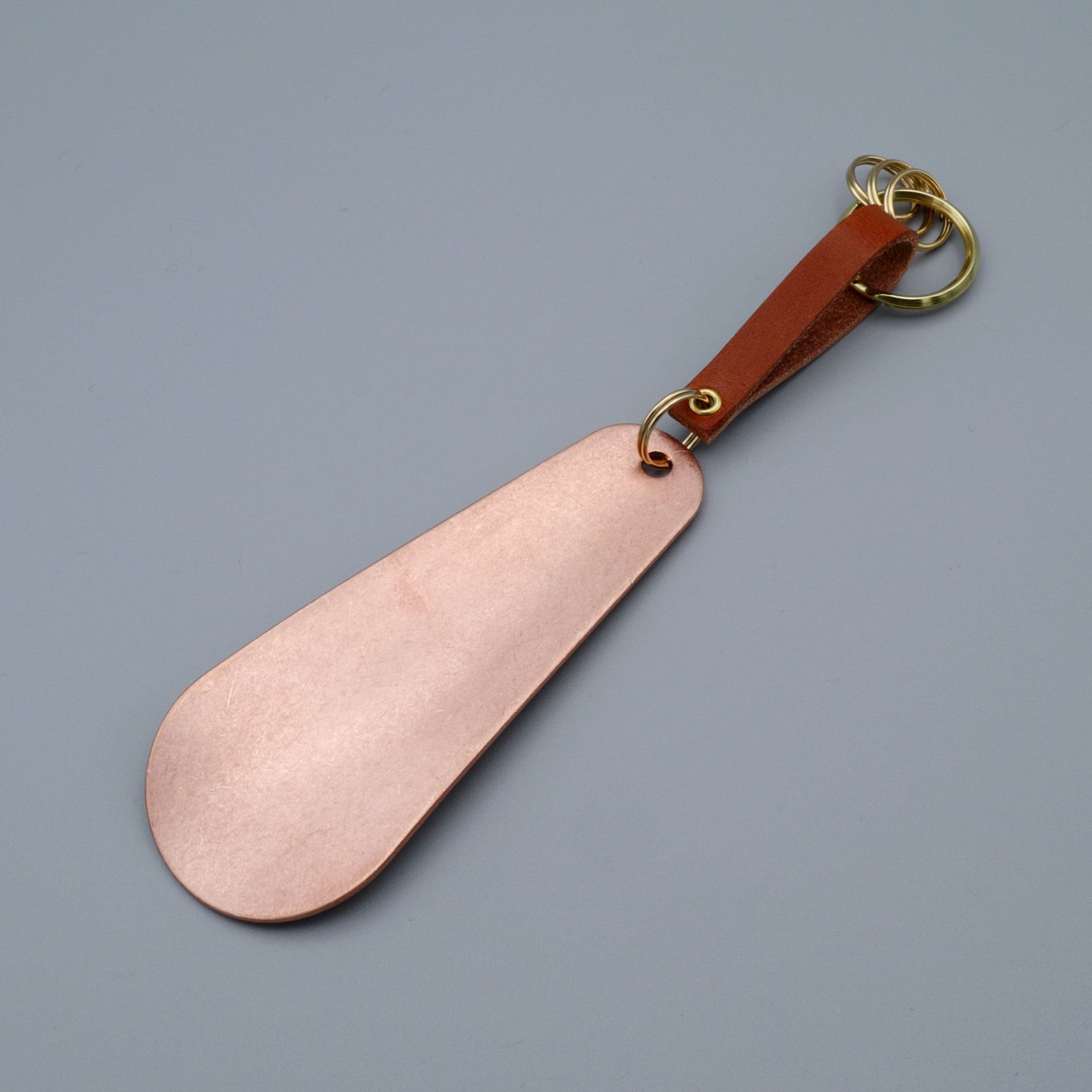 「COPPER SHOE HORN LEATHER KEY HOLDER」シューホーン・キーホルダー