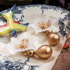 「クレマチスエンブレイス」イヤリング