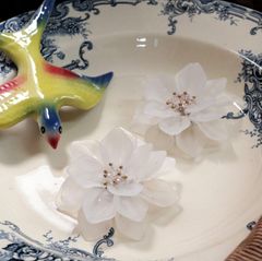「トランスルーセントフラワー」イヤリング