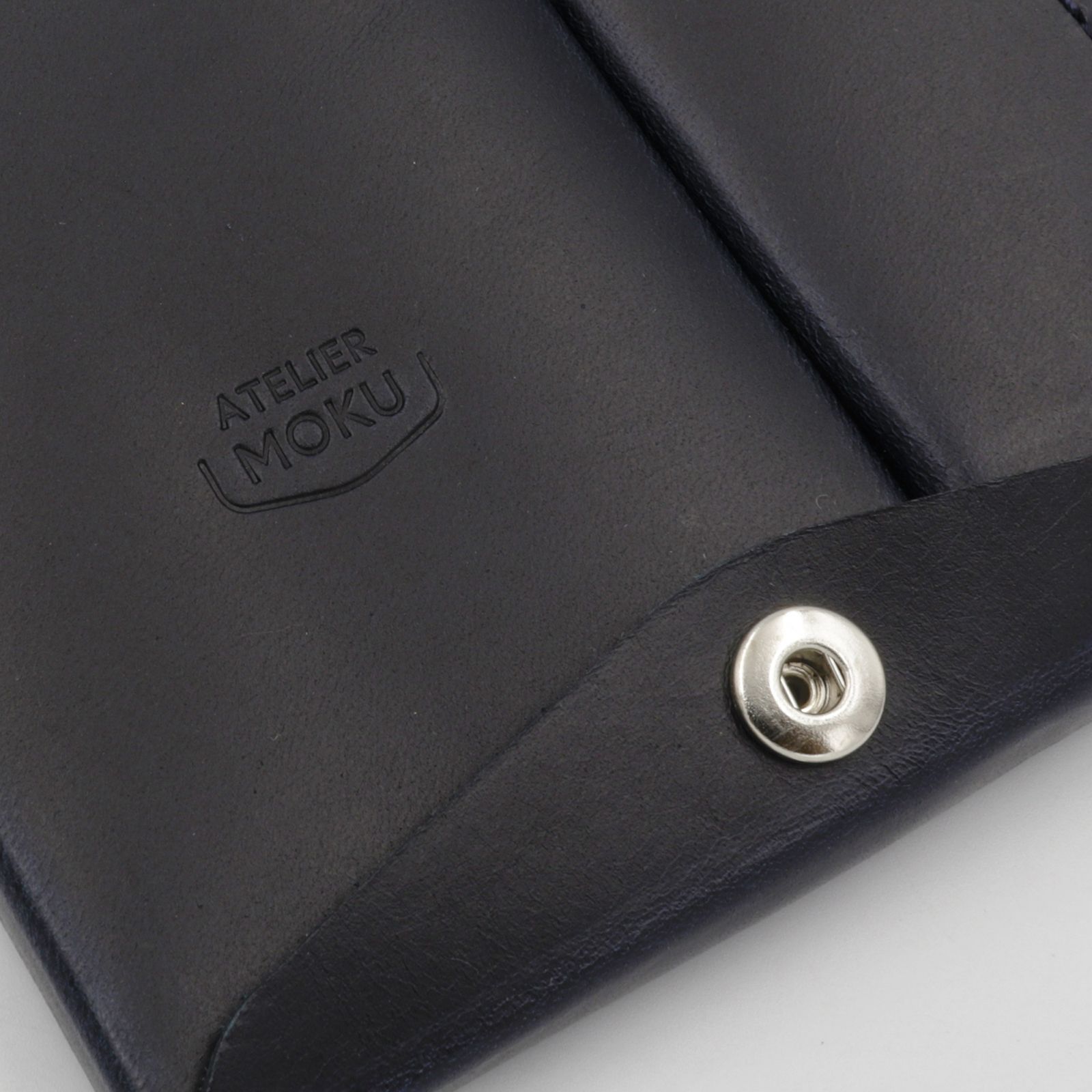 「小さく薄い財布SAKU ver.3 Buttero」darknavy