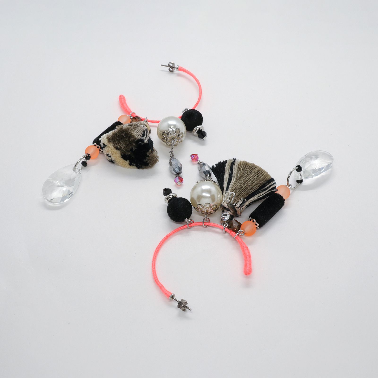 「Le conte de Pamellah フープL」ピアス