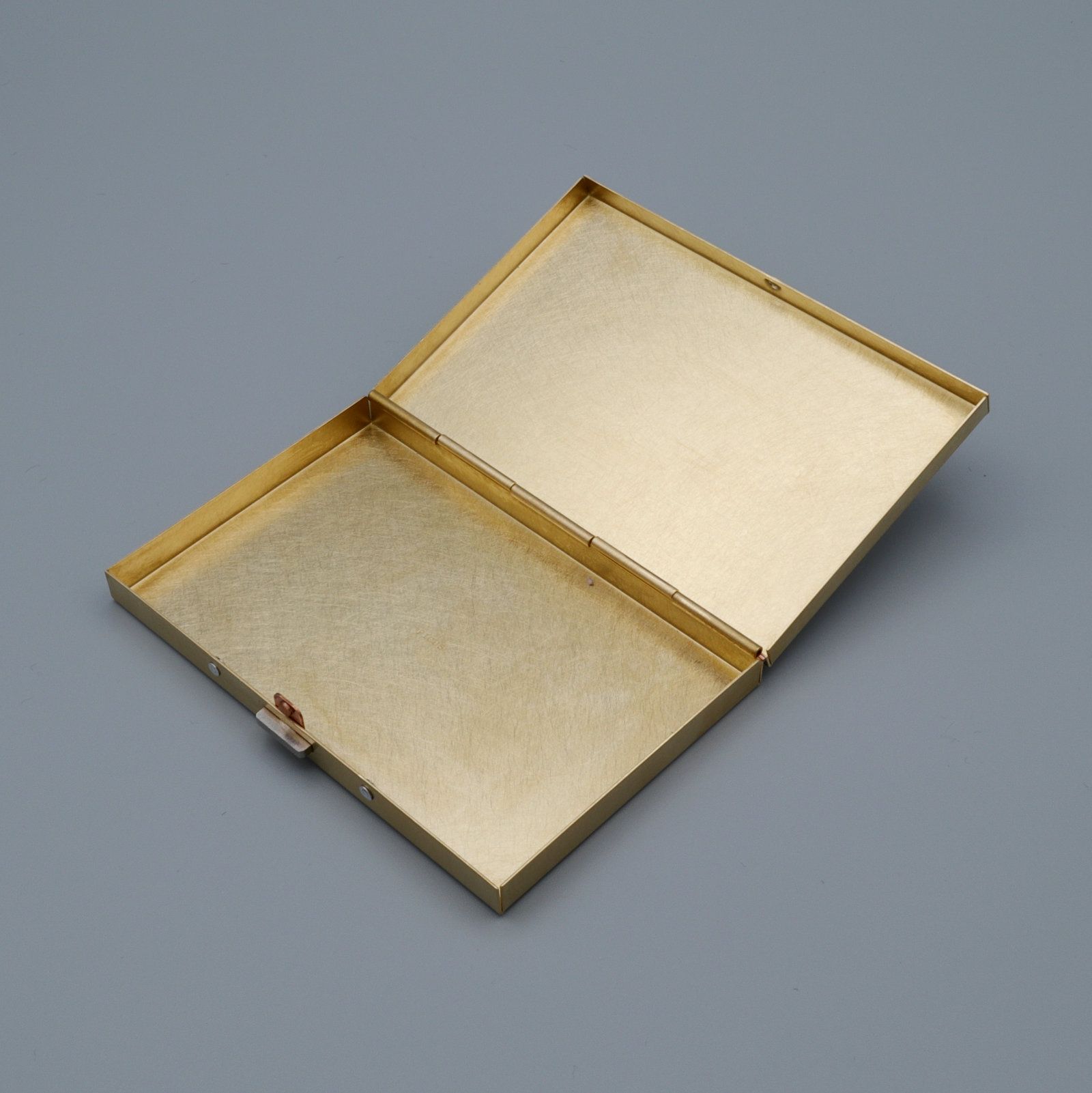 「BRASS BOX CARD CASE」カードケース