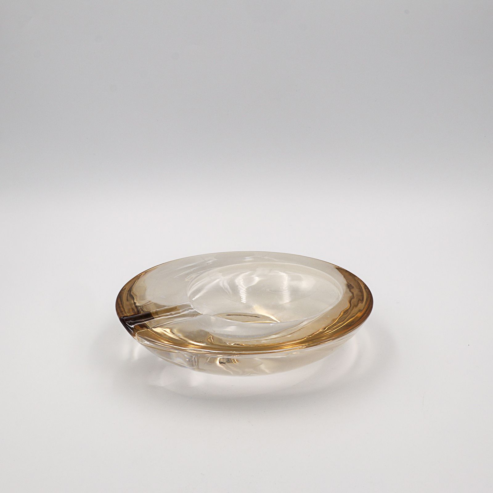 「GLASS ASHTRAY Large」アンバー