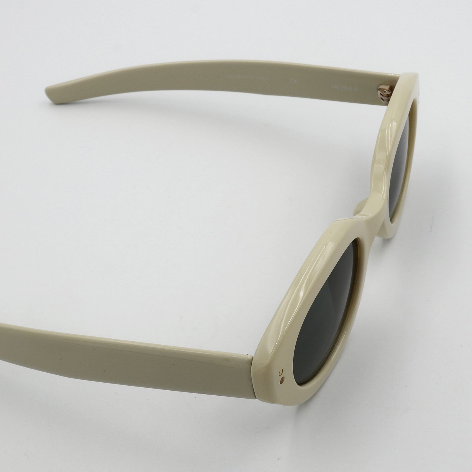 「Vanessa」Sunglasses Ivory × Gray Lens