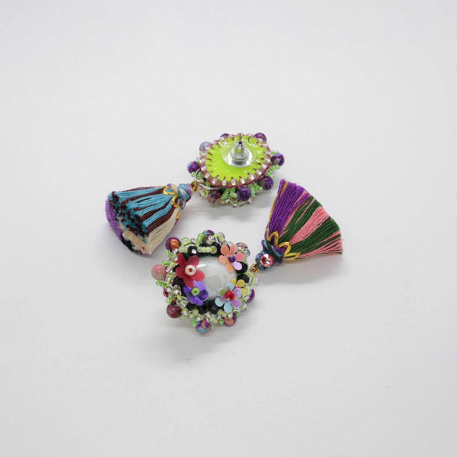 「Le conte de Pamellah Bijoux」ピアス