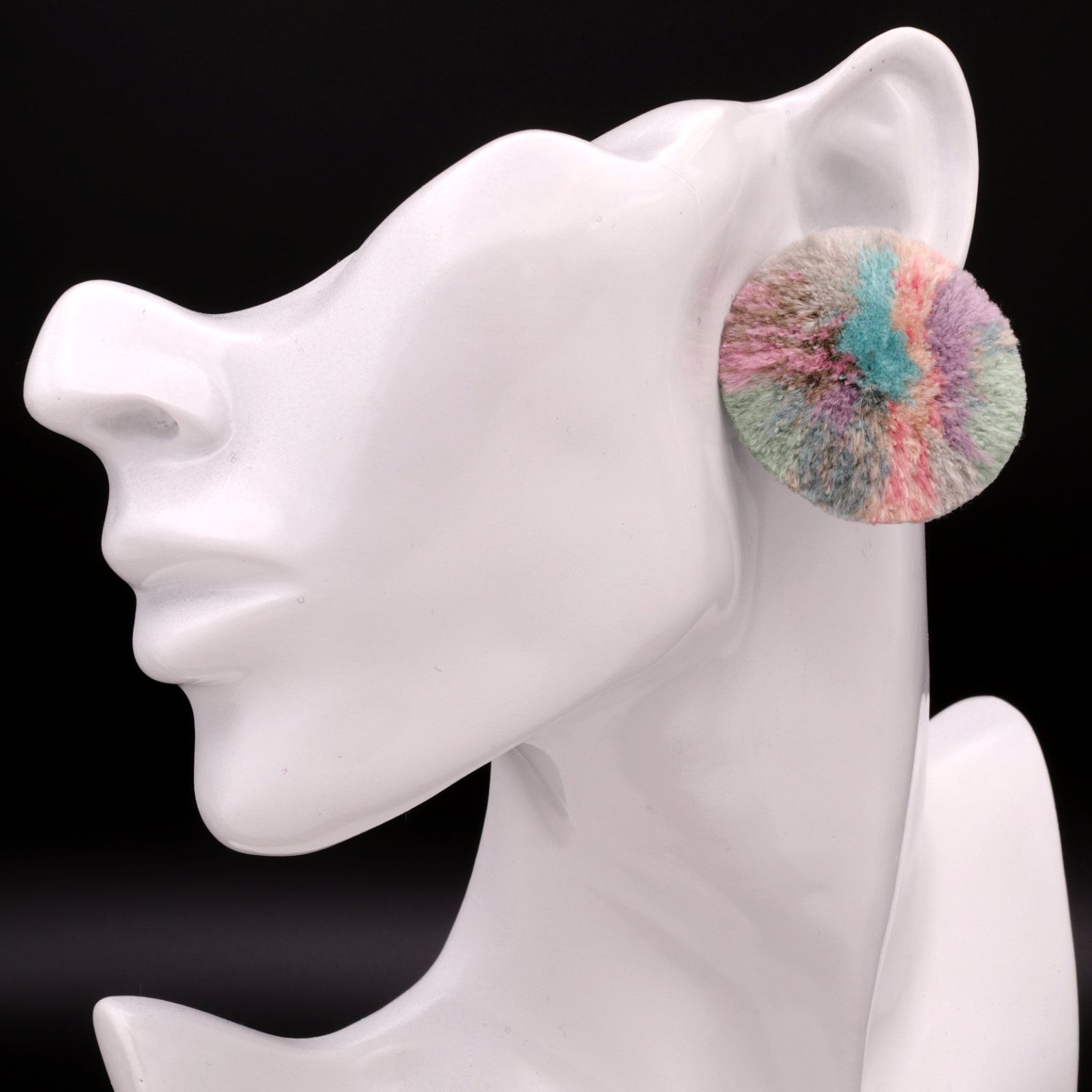 「TRIBO」ピアス