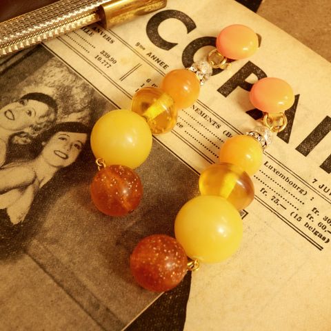 「ビタミンマトリックス」イヤリング フランス