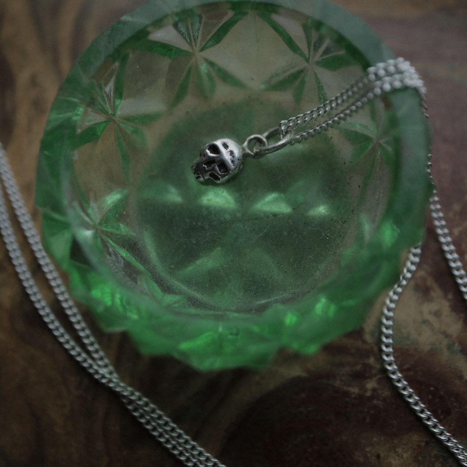 「Tiny Skull Necklace」ネックレス