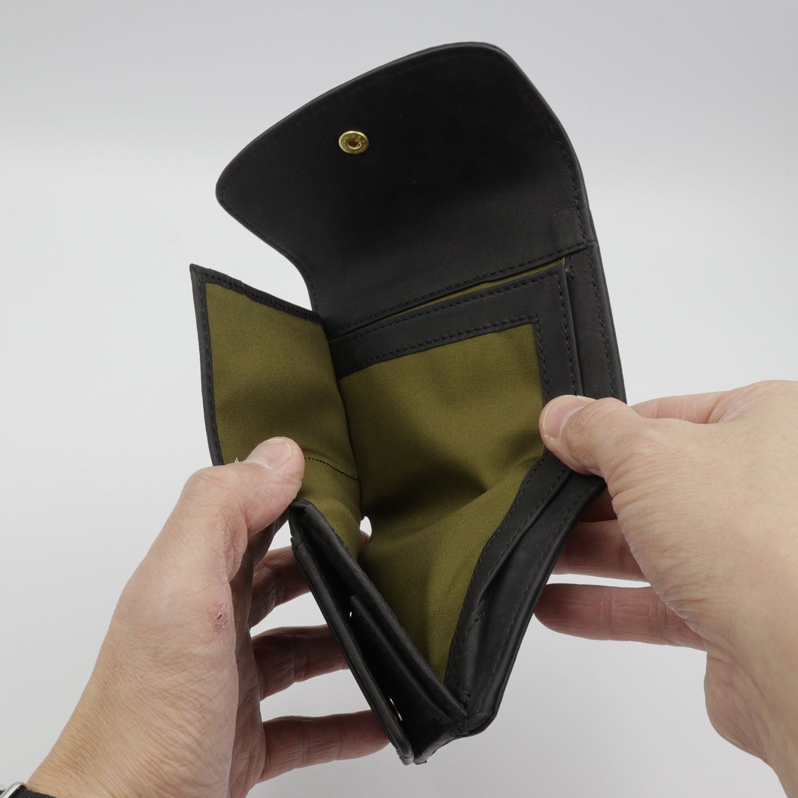 「PUFU」ミドル財布 グリーン