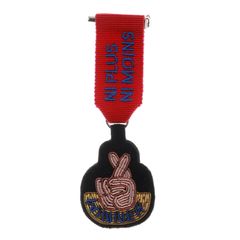 「Winner Medal」ブローチ