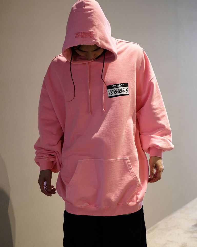 VETEMENTSヴェトモンオーバーサイズスウェットパーカーピンクS - パーカー 