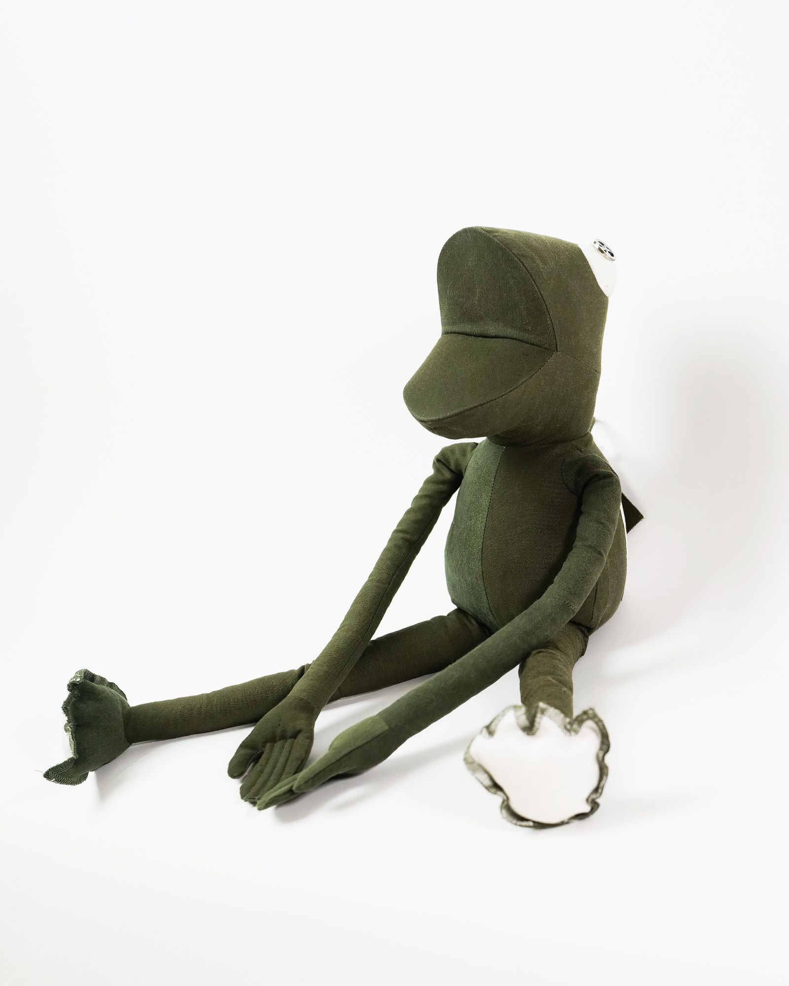 READYMADE - FROG MAN No.5/RM-P01-0000-100/KHAKI/カエルのぬいぐるみ | Detail