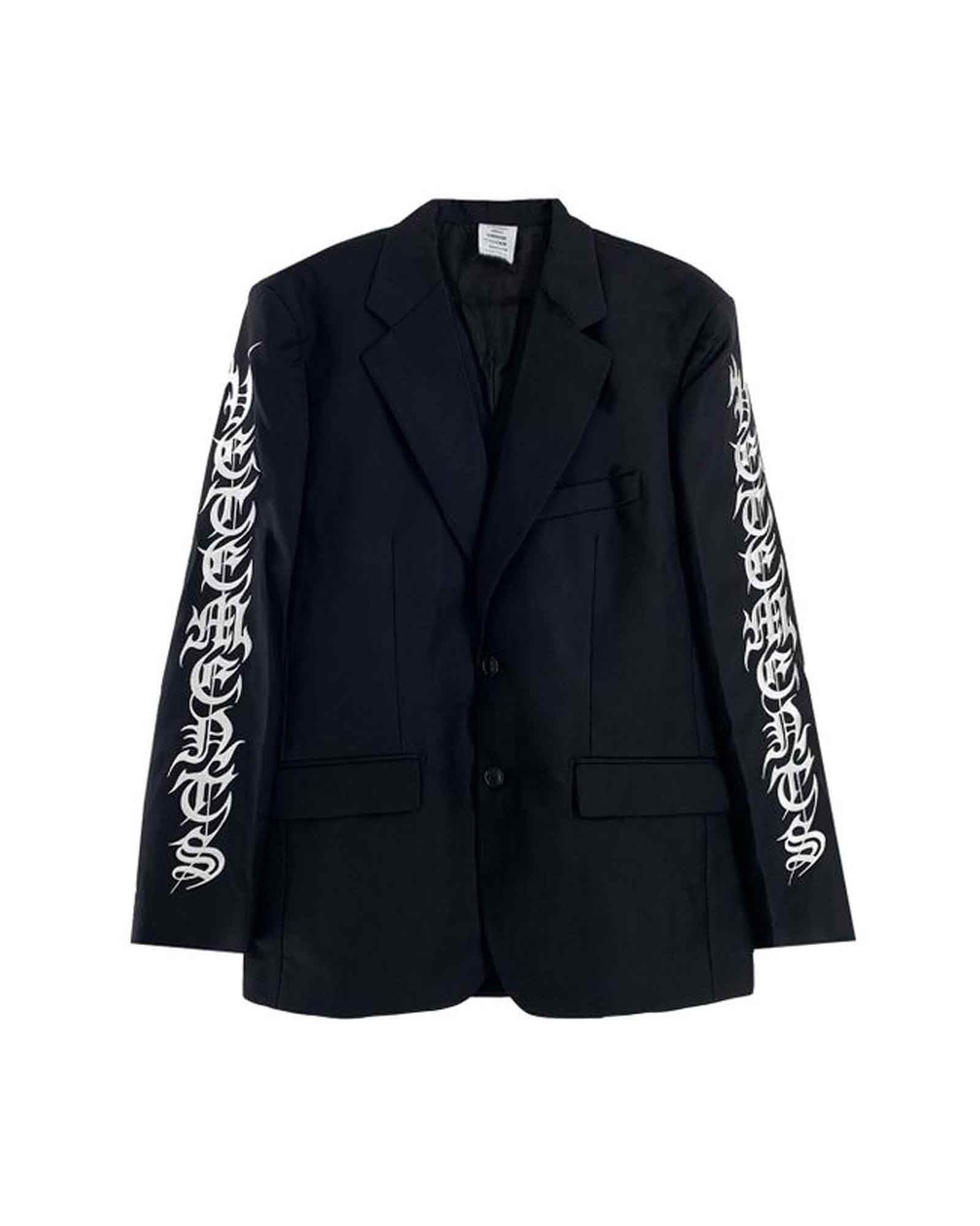 VETEMENTS - ヴェトモン/Gothic logo embroidered jacket/テーラードジャケット/Black | Detail