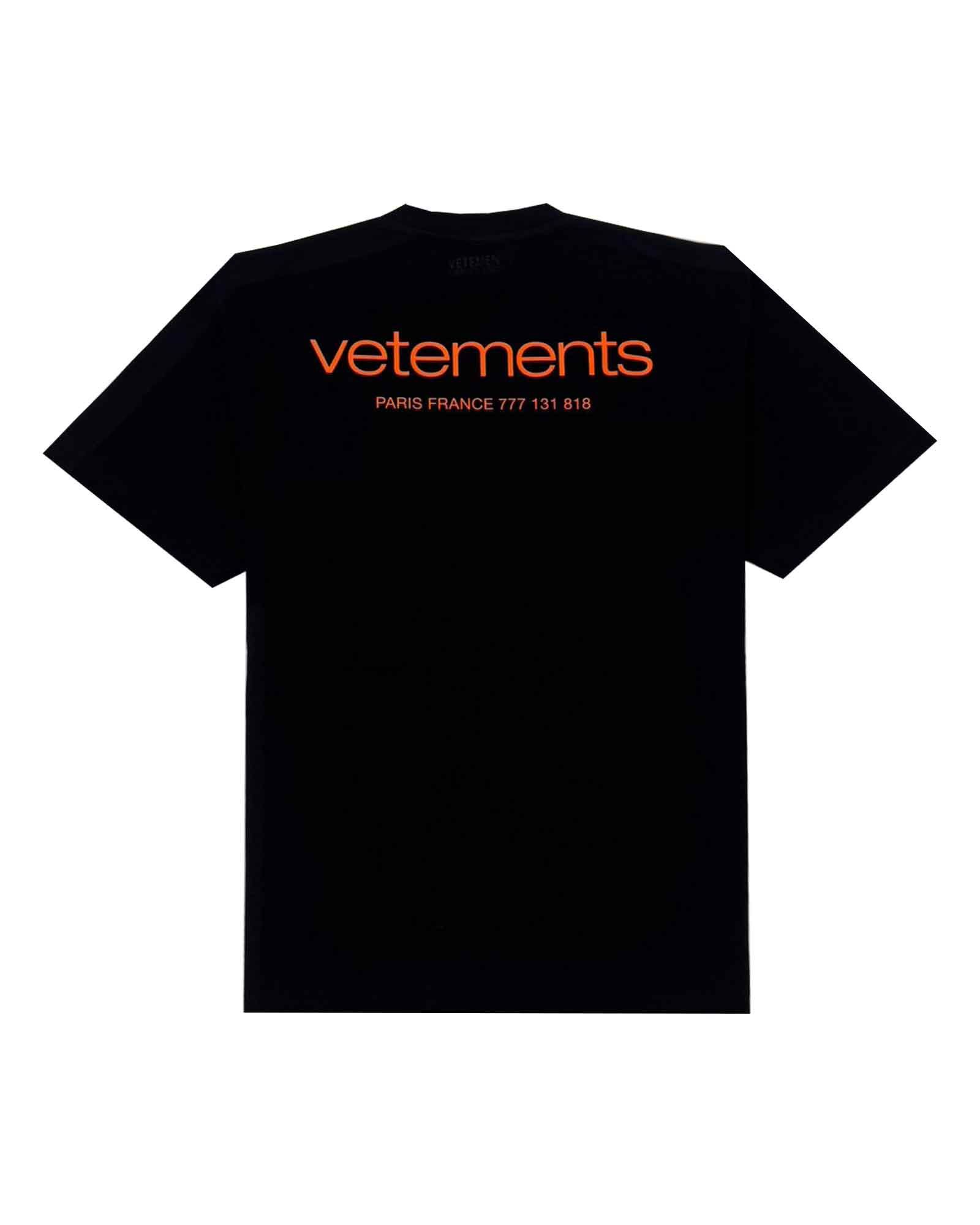 VETEMENTS - ヴェトモン/URBAN LOGO REGULAR FIT T-SHIRT/ロゴTシャツ