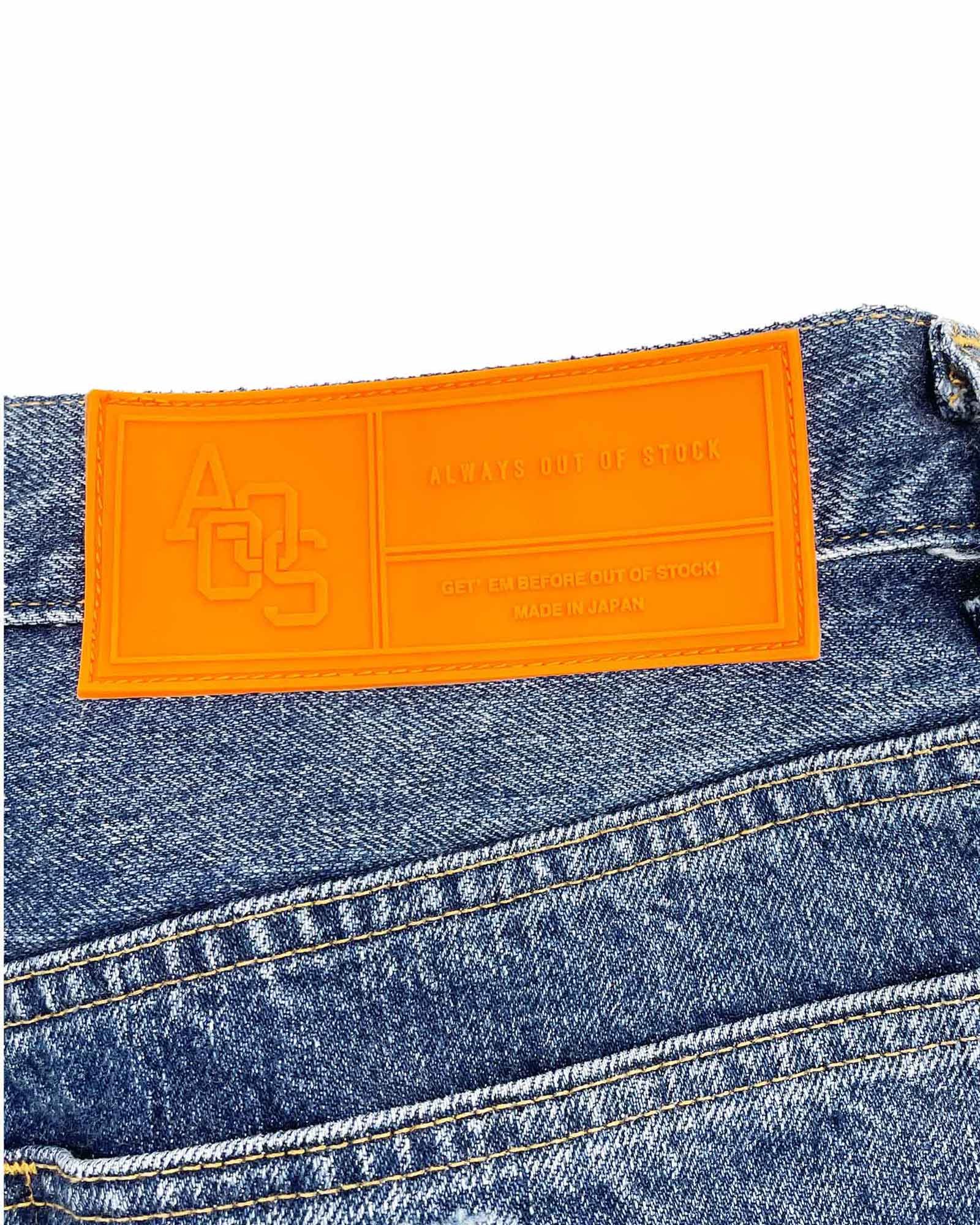 ALWAYS OUT OF STOCK - Hard wash straight denim | Detail