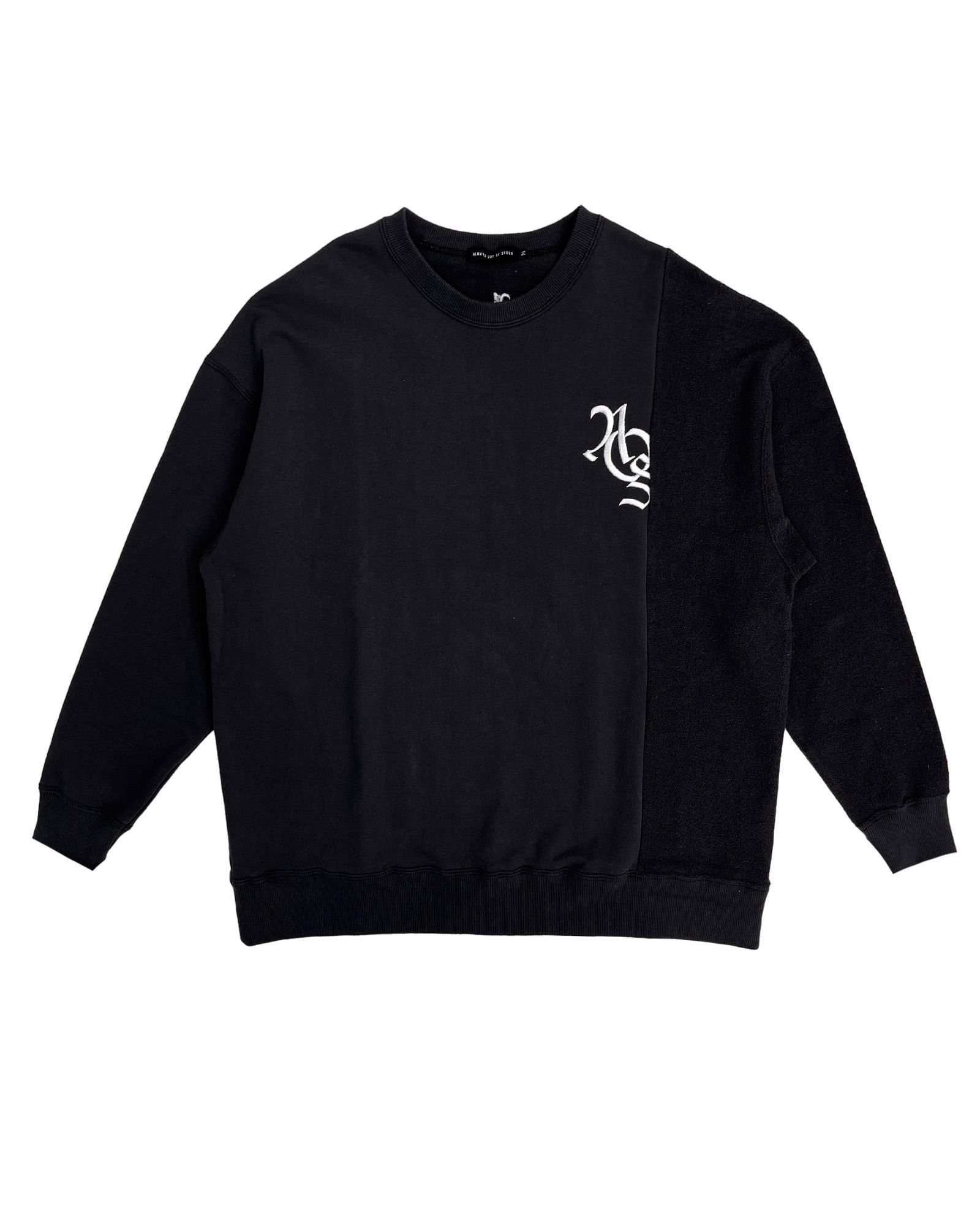 ALWAYS OUT OF STOCK - SWITCHED Crewneck | Detail