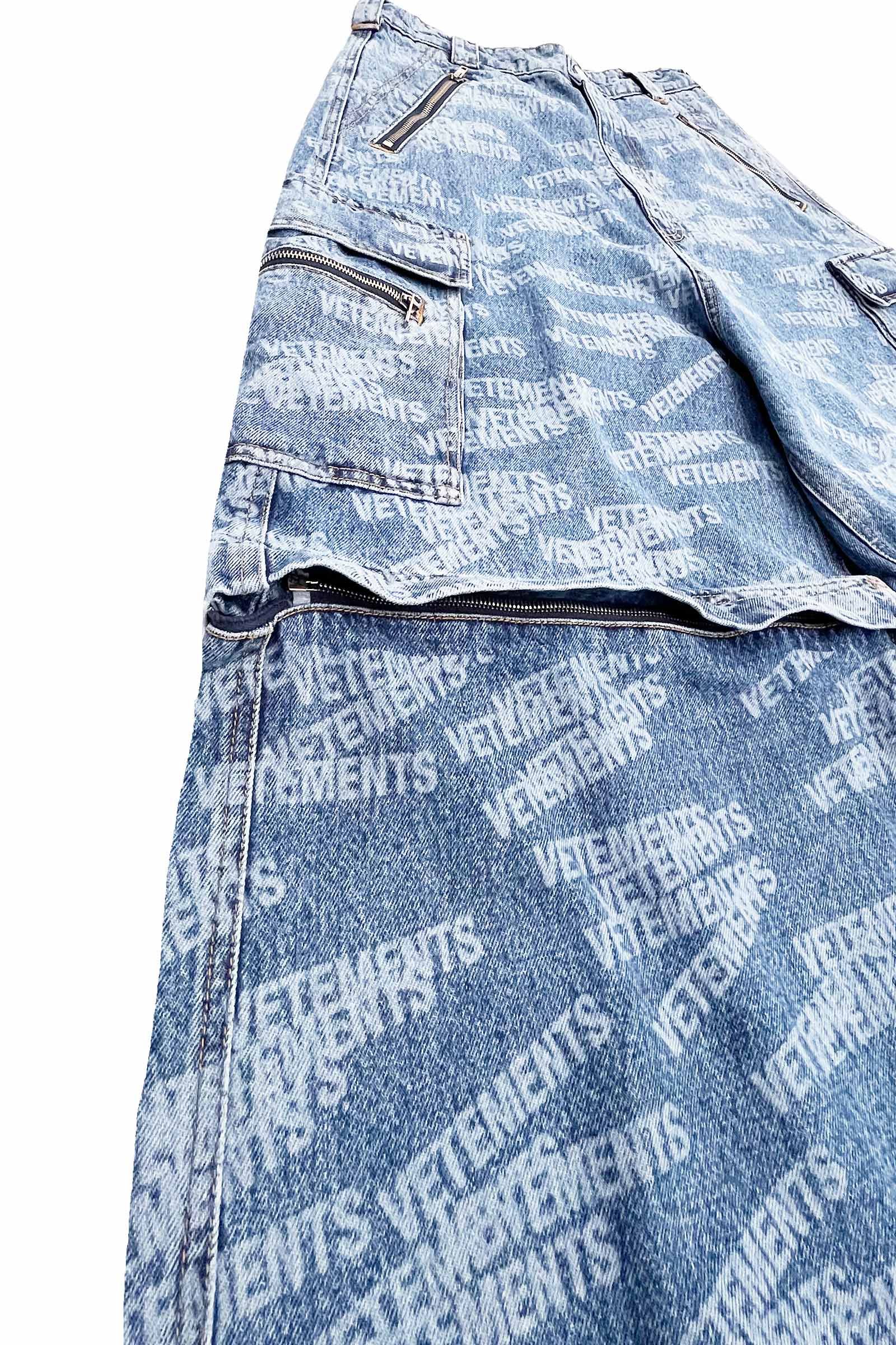 VETEMENTS - Stamped logo big shape transformer jeans | Detail