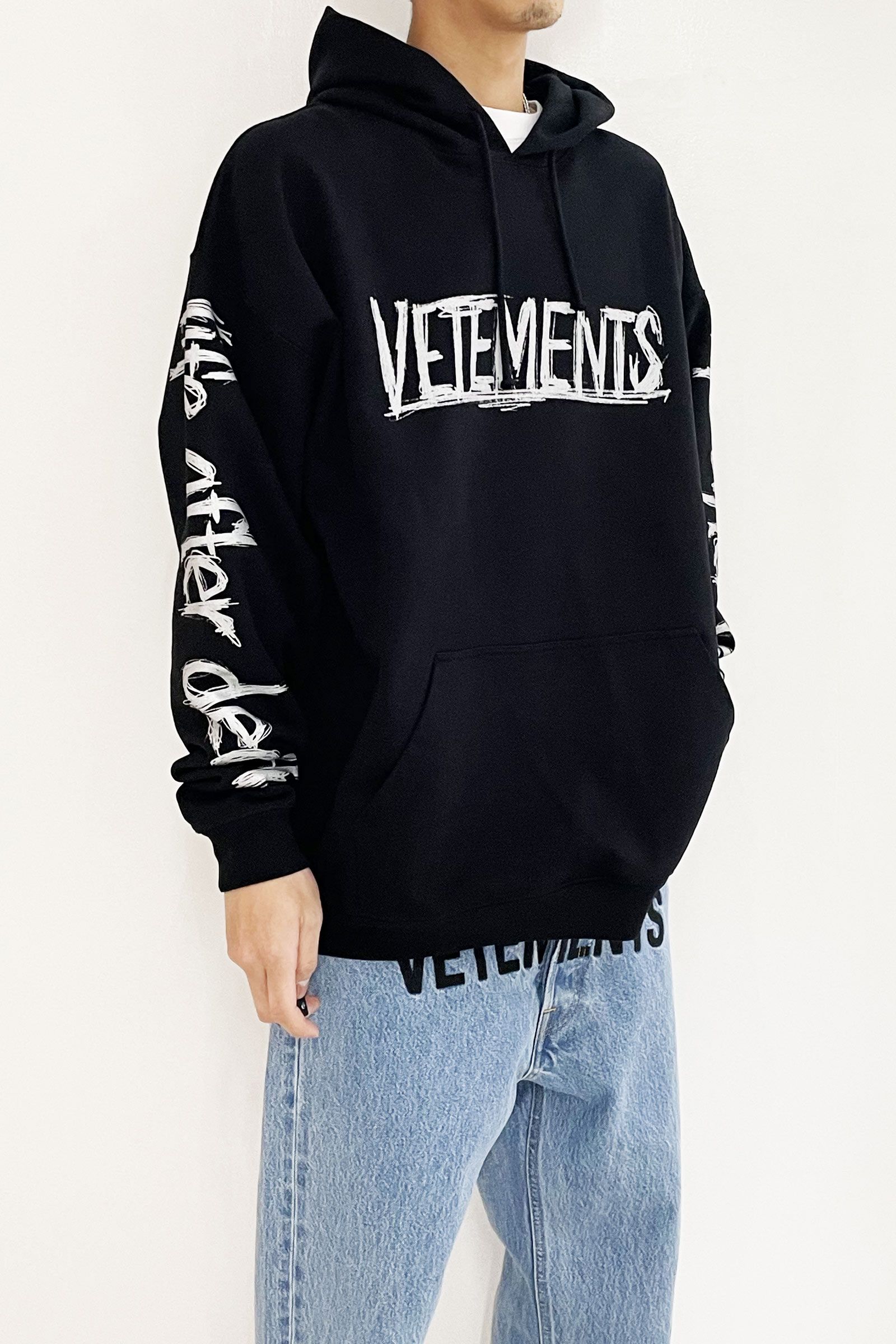 SALE／74%OFF】 VETEMENTS WORLD TOUR パーカー 美品 ecousarecycling.com