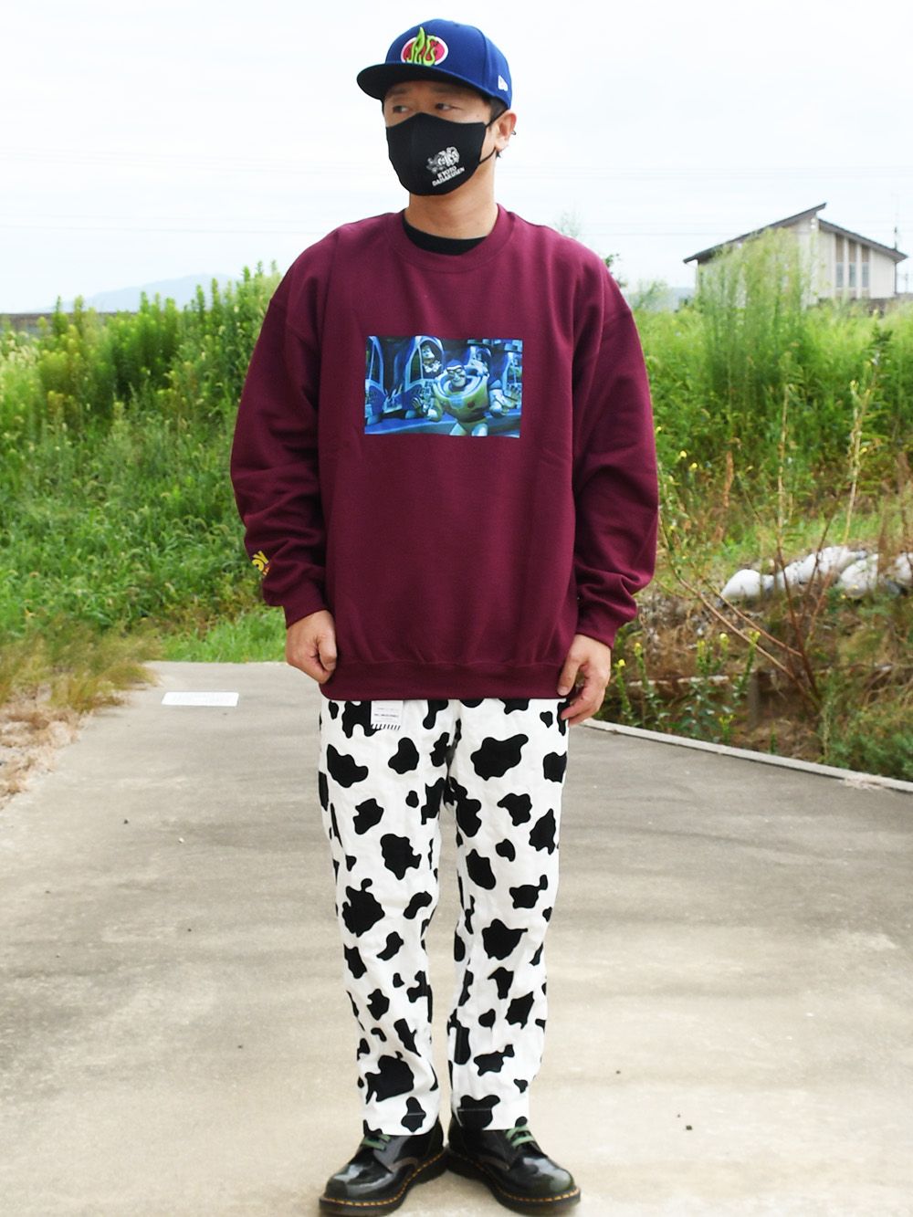 End roll CREW NECK