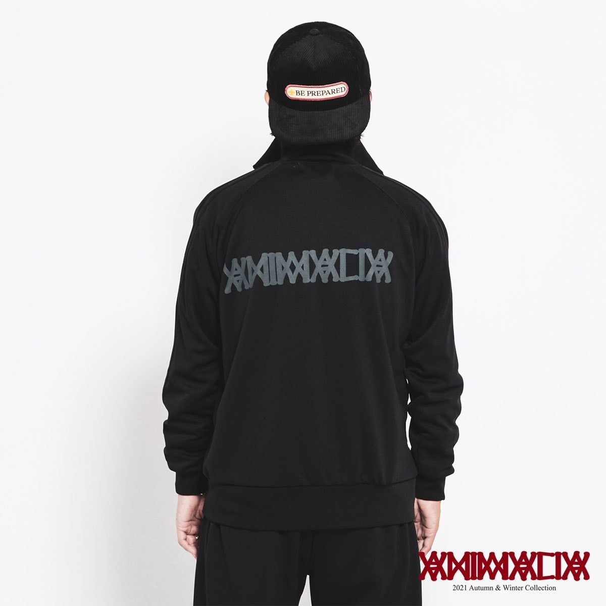 TRACK-JACKET