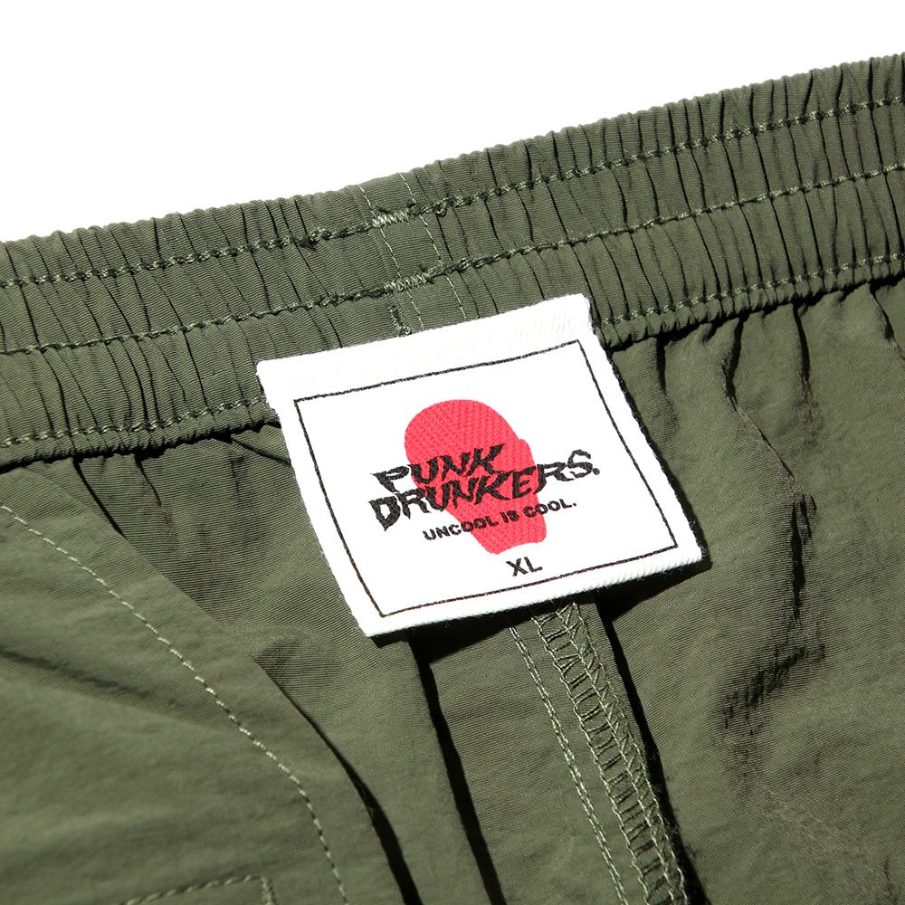 abcナイロンパンツ