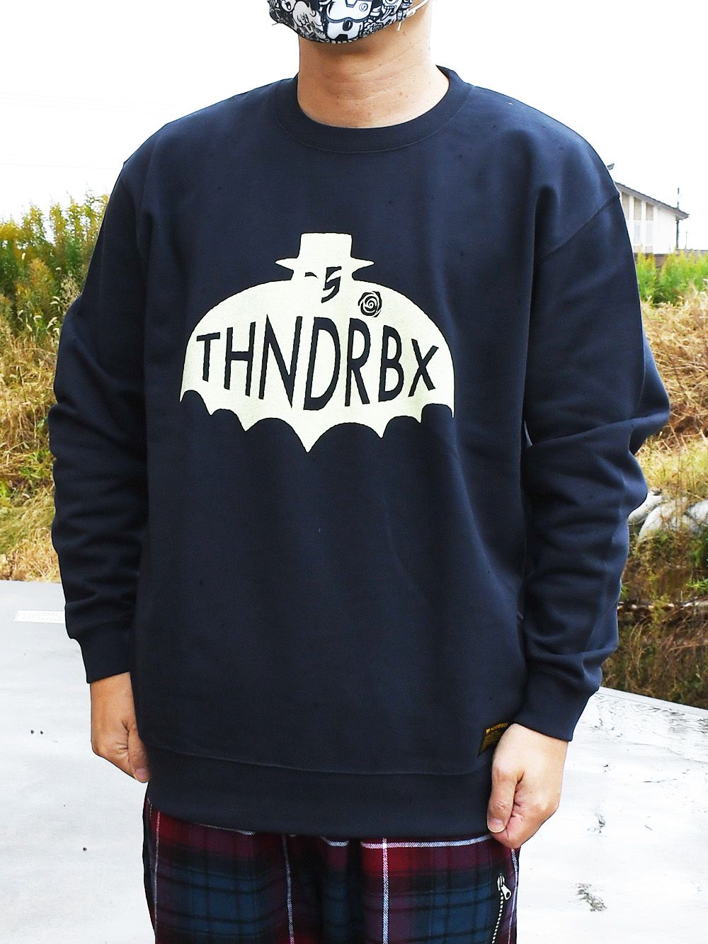 HERO OF MTR-SWEAT