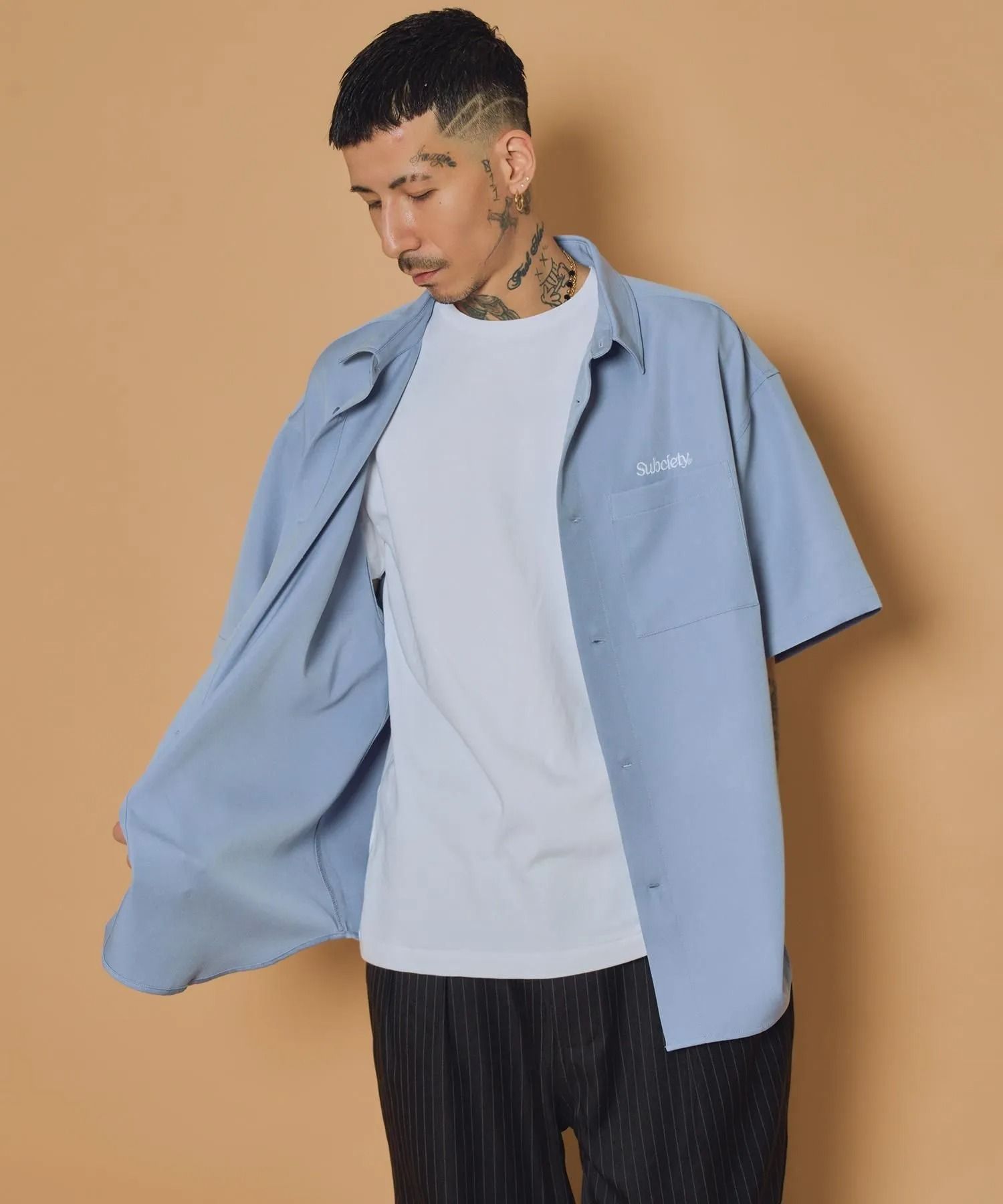 Embroidery oval logo shirt