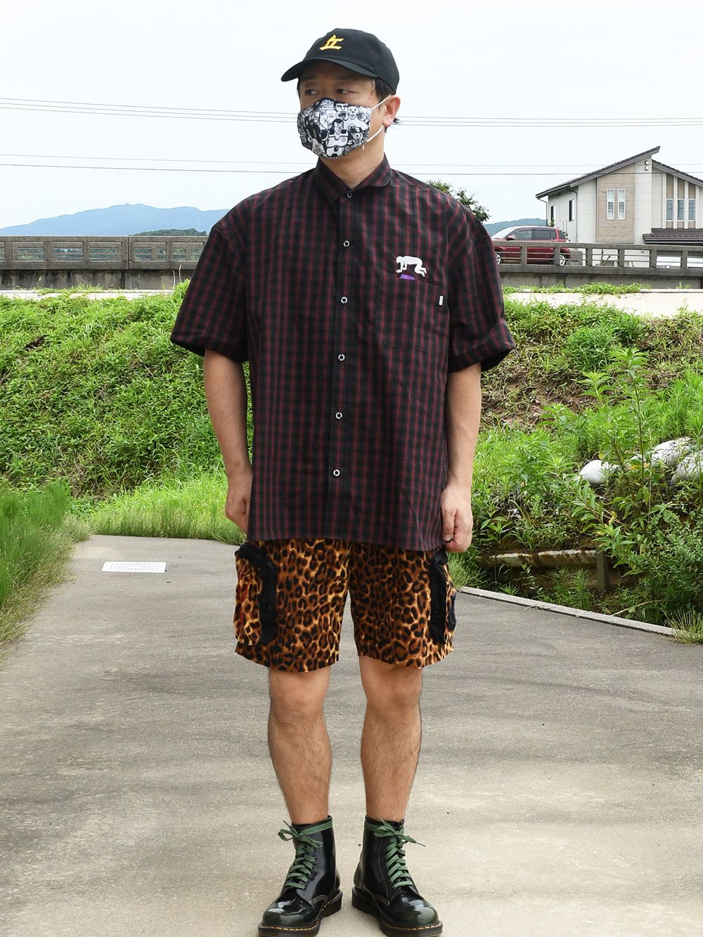 泥酔チェックシャツ