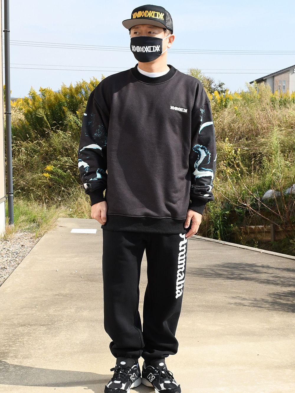 PATTERNED ALL OVER CREW - Skunks