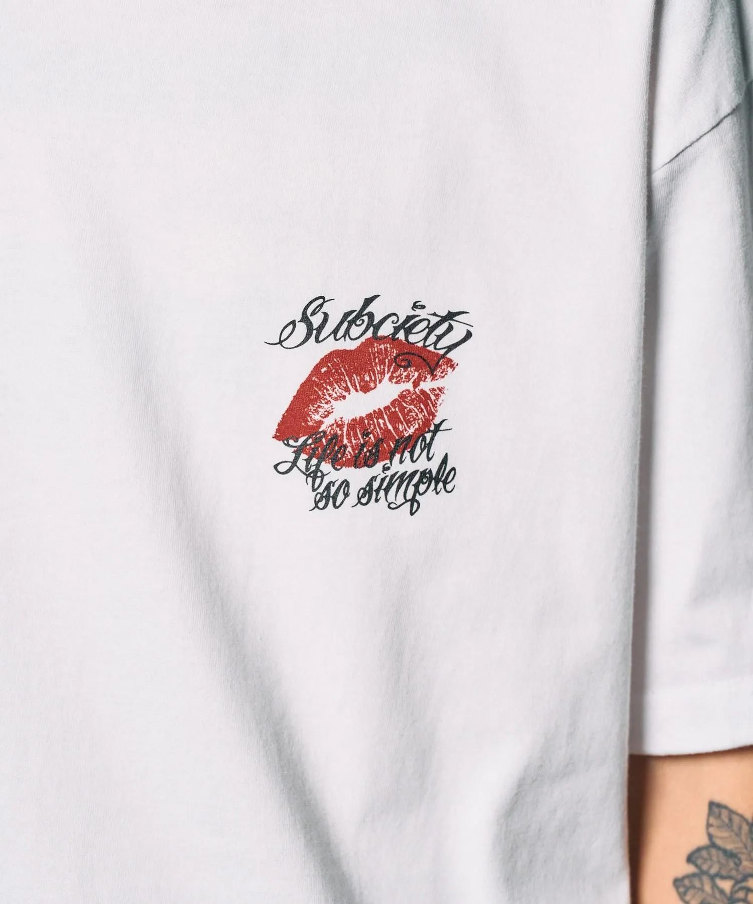 Temptation tee