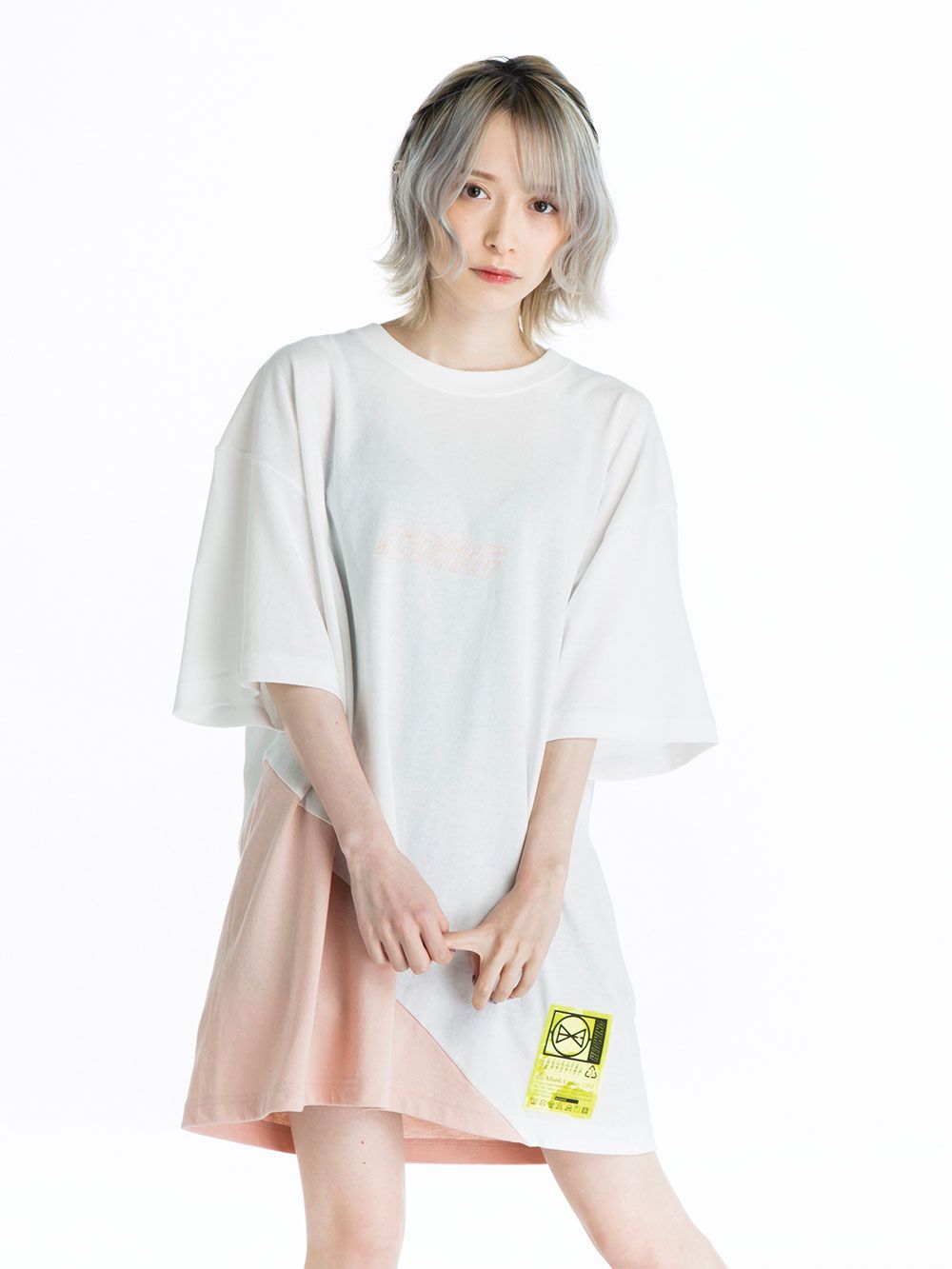 Crosscut “KINGYO” Bigshilhouette T-shirt