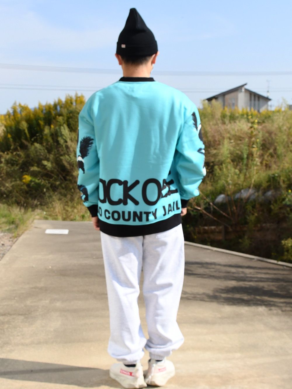 PATTERNED ALL OVER CREW - Skunks