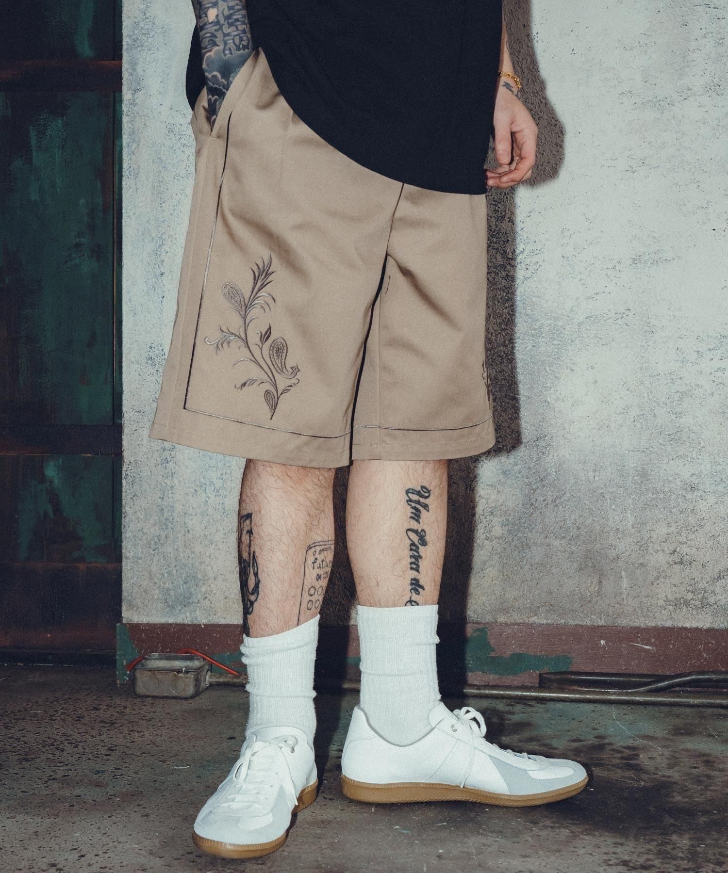 Embroidery shorts