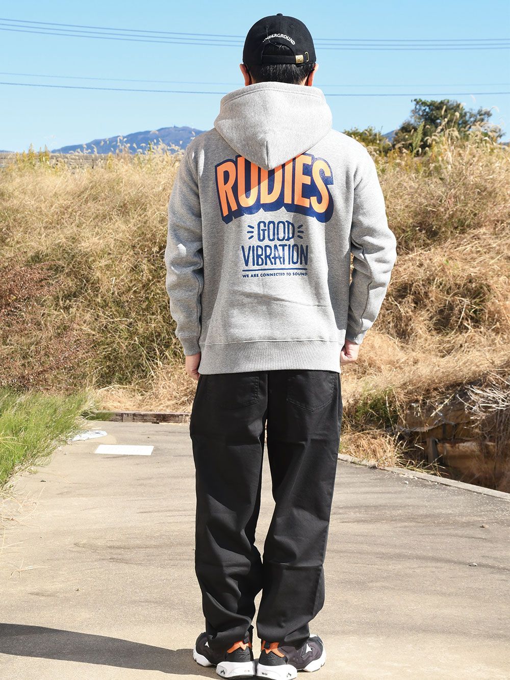 GOOD VIBRATION HOOD-SWEAT