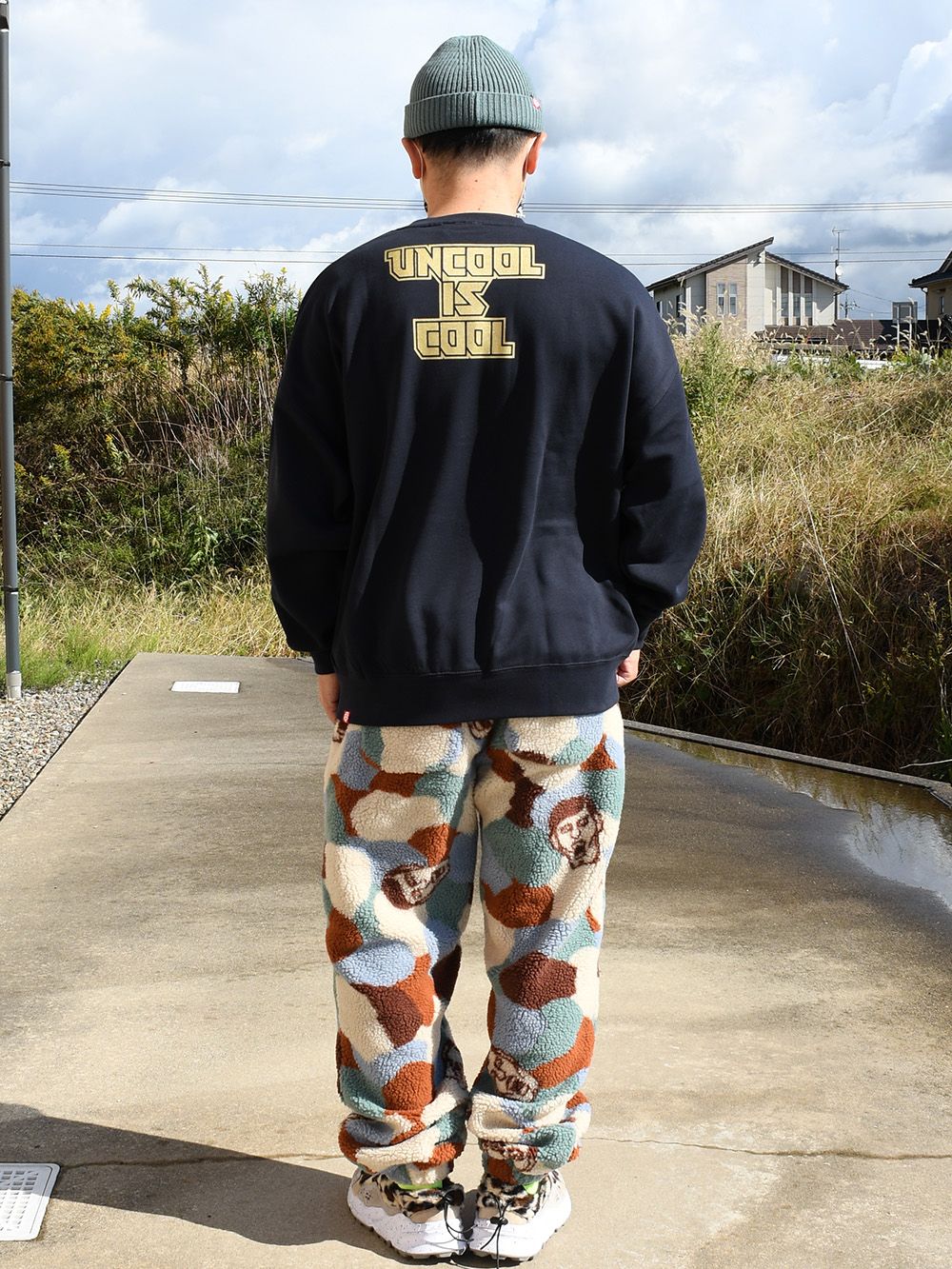 電撃ミイライツBIGトレーナー