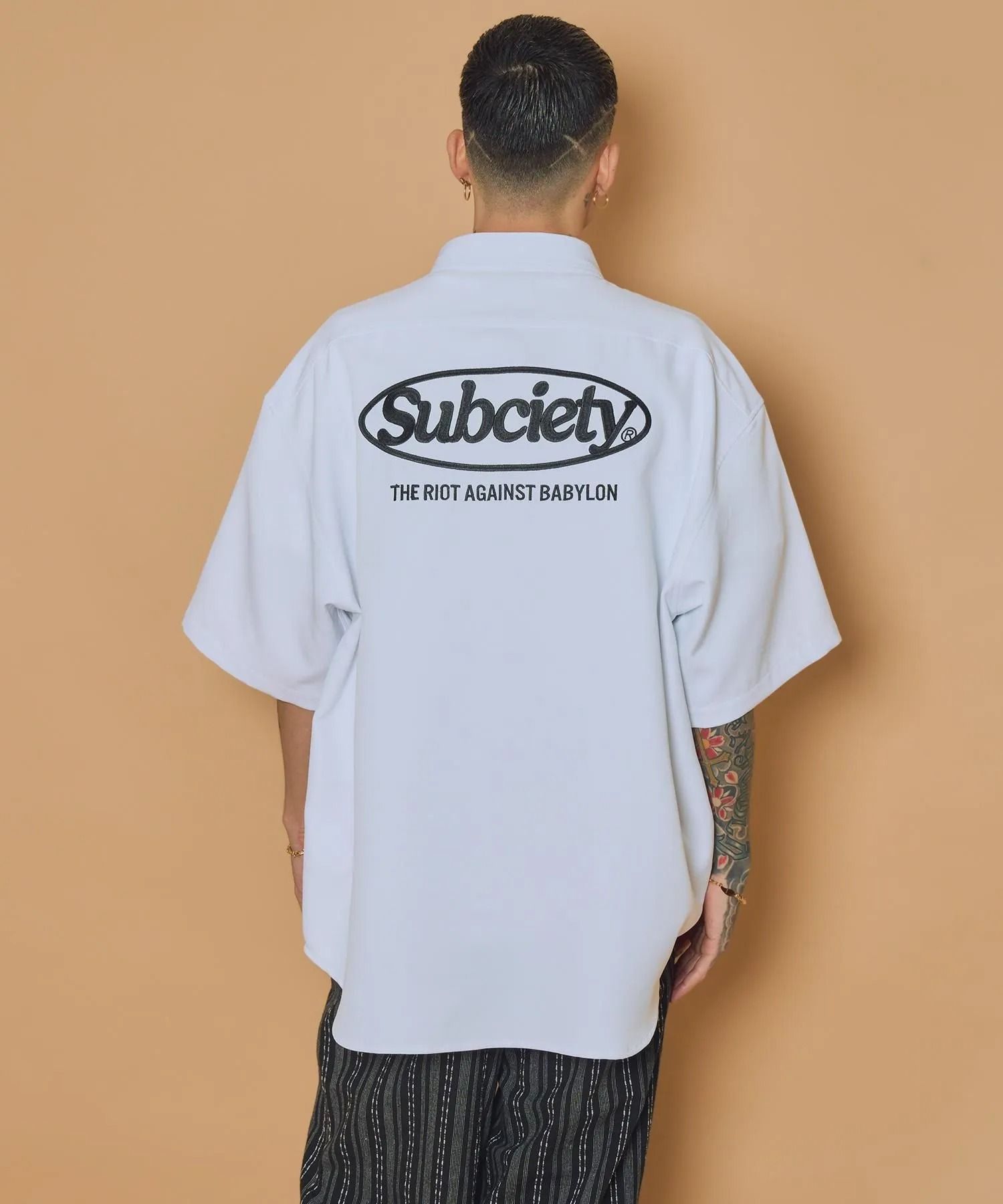 Embroidery oval logo shirt