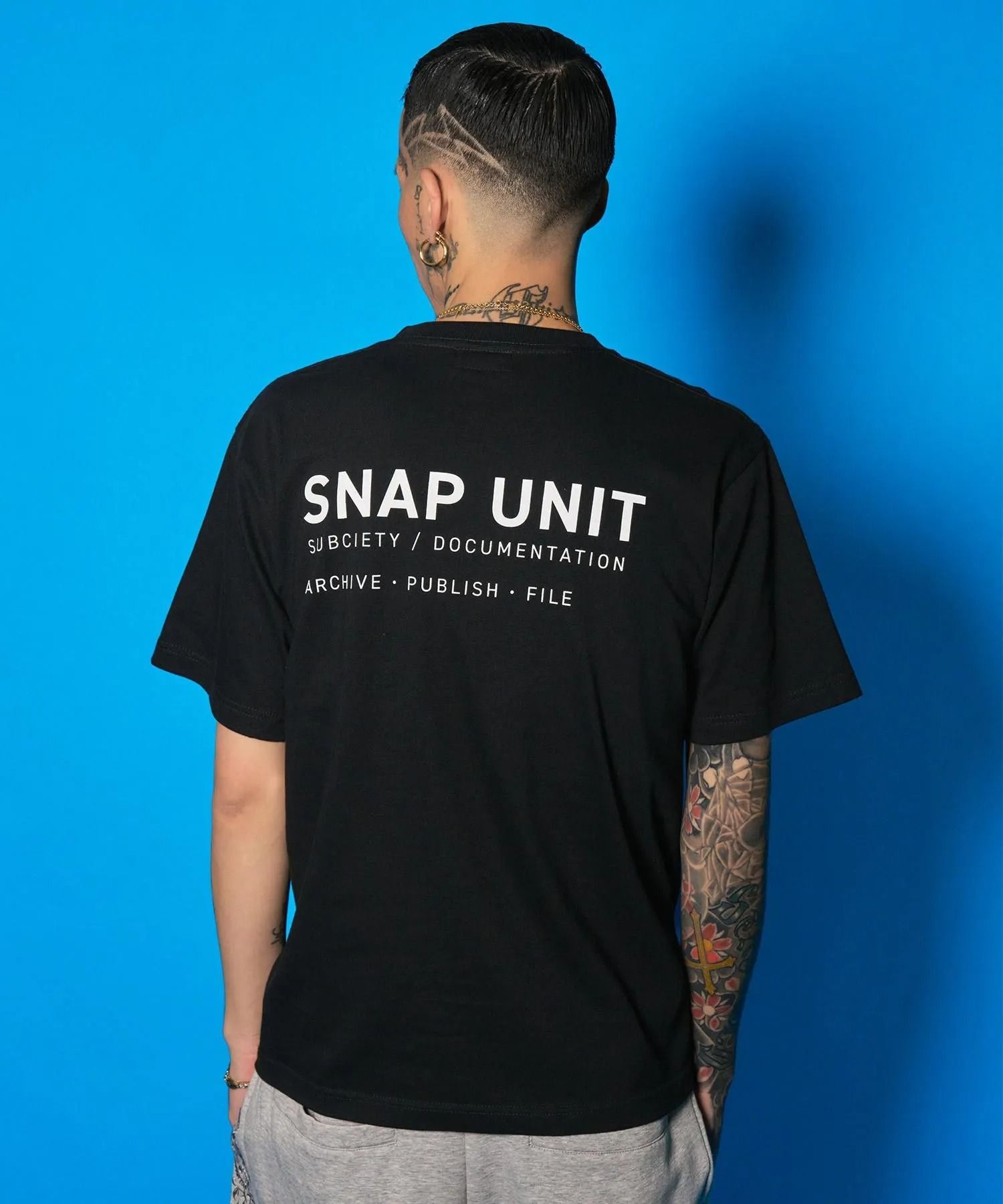 Snap unit tee