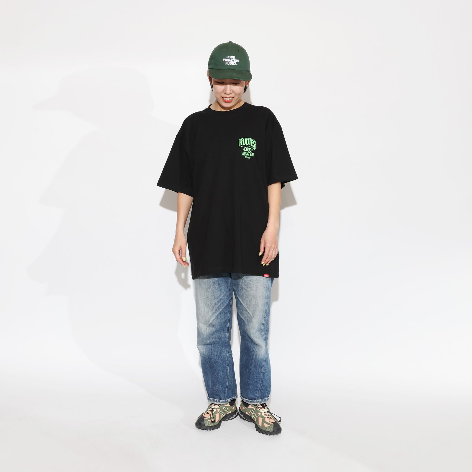 MICROPHONE-TEE