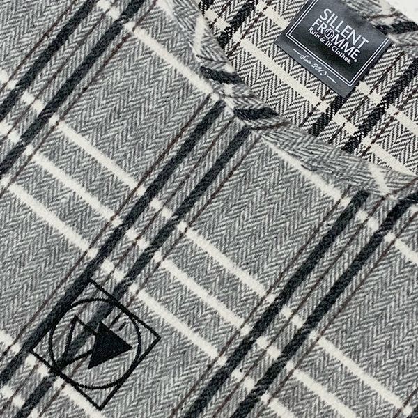 EVIDENCE -Extra Wide Poncho-