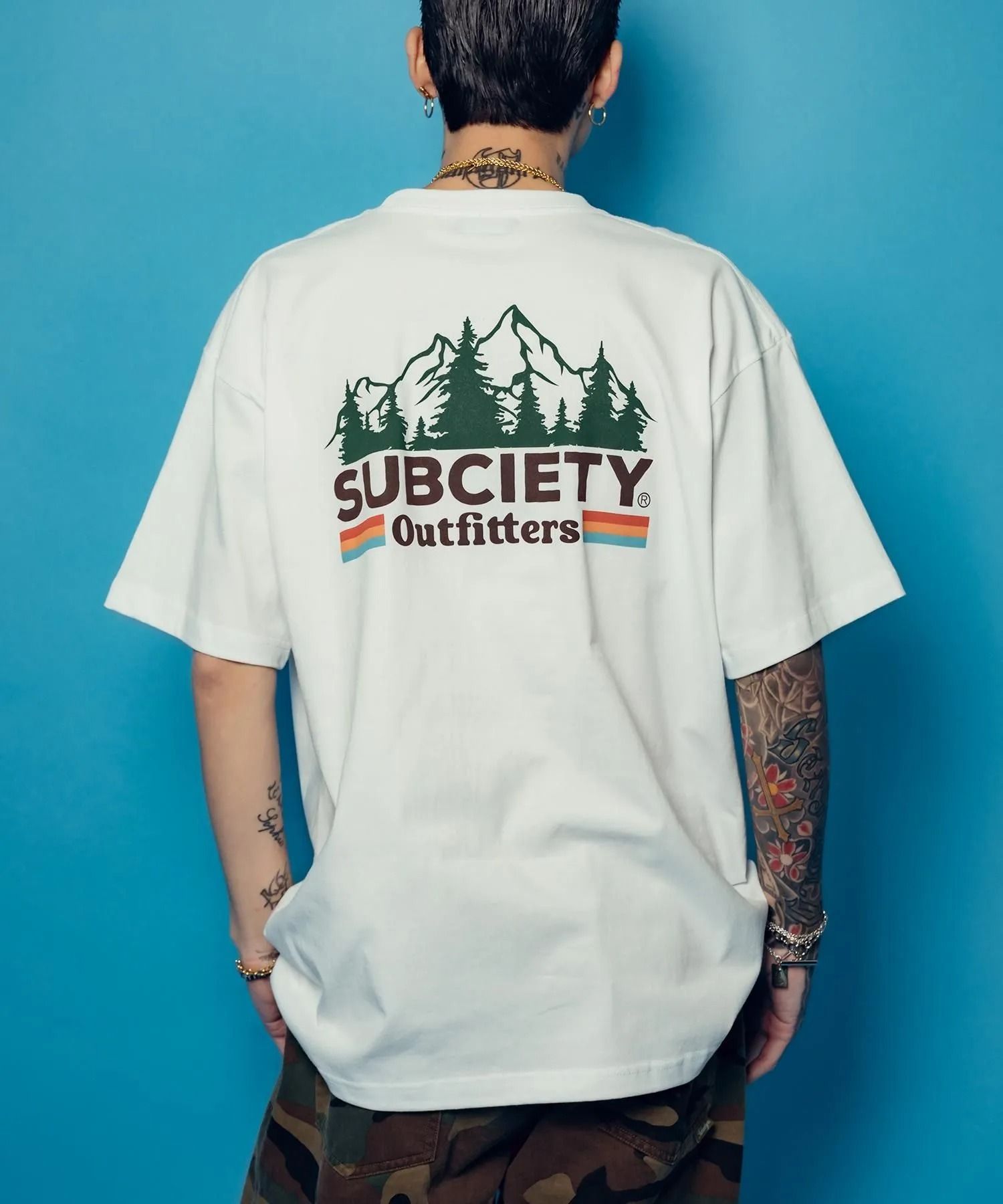 Outfitters tee